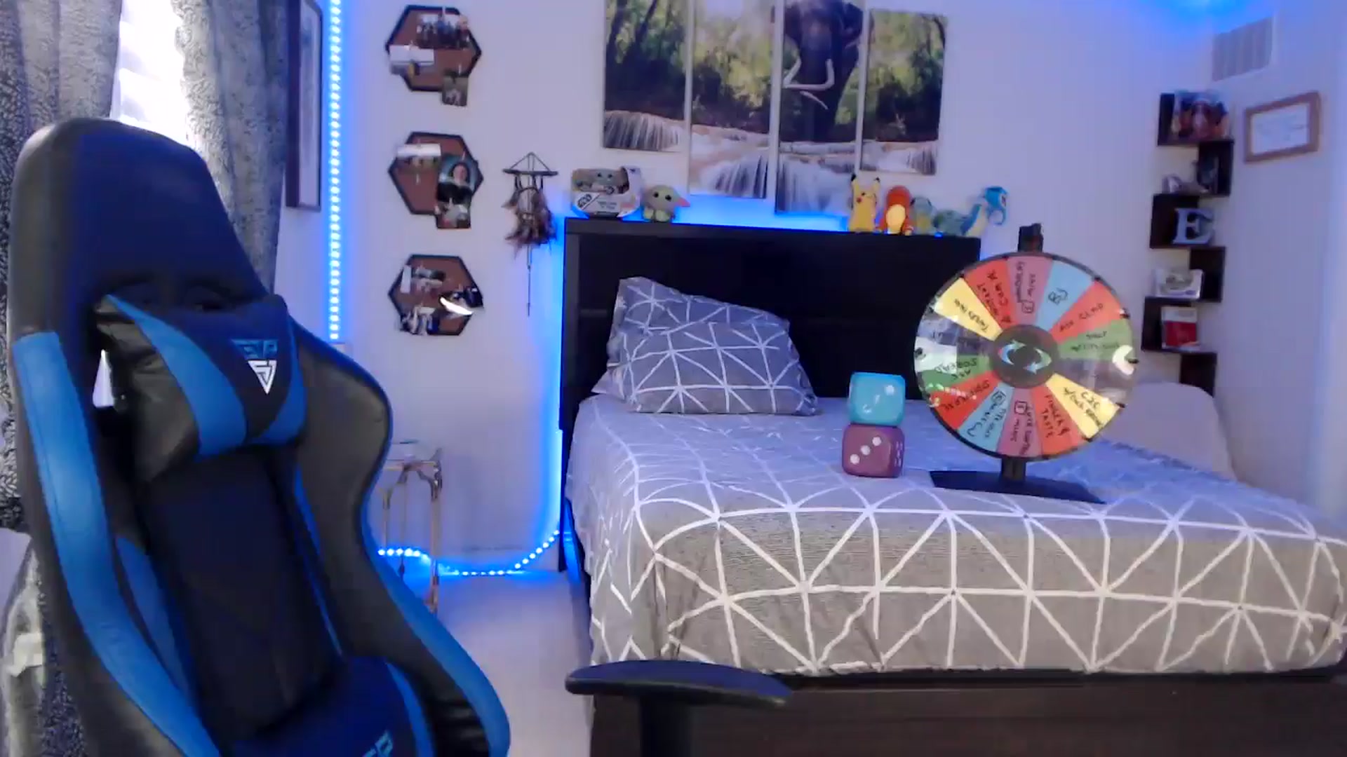 Gallery image thumbnail from BostonBeckyy's myfreecams stream on, 10/18/2025, 16:28 image 13 of 20