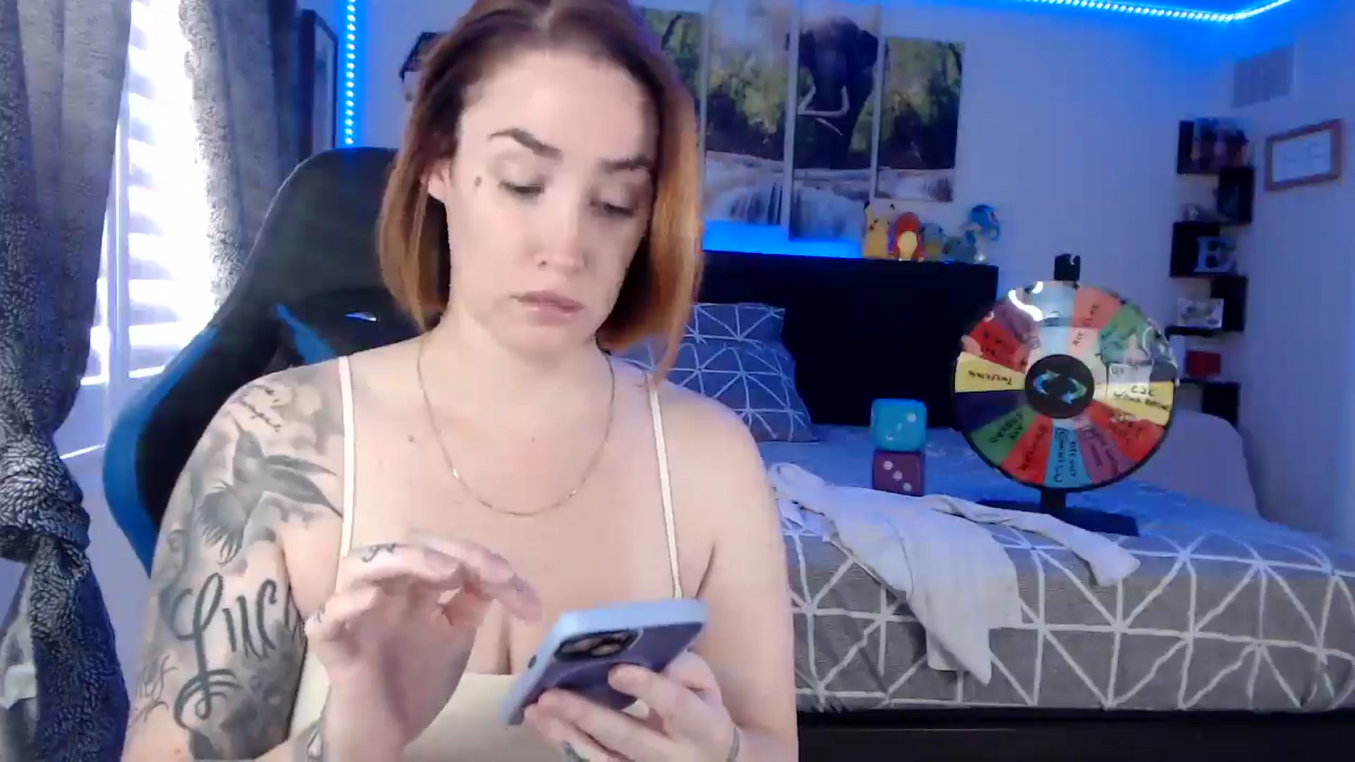Gallery image thumbnail from BostonBeckyy's myfreecams stream on, 10/23/2025, 17:05 image 6 of 20