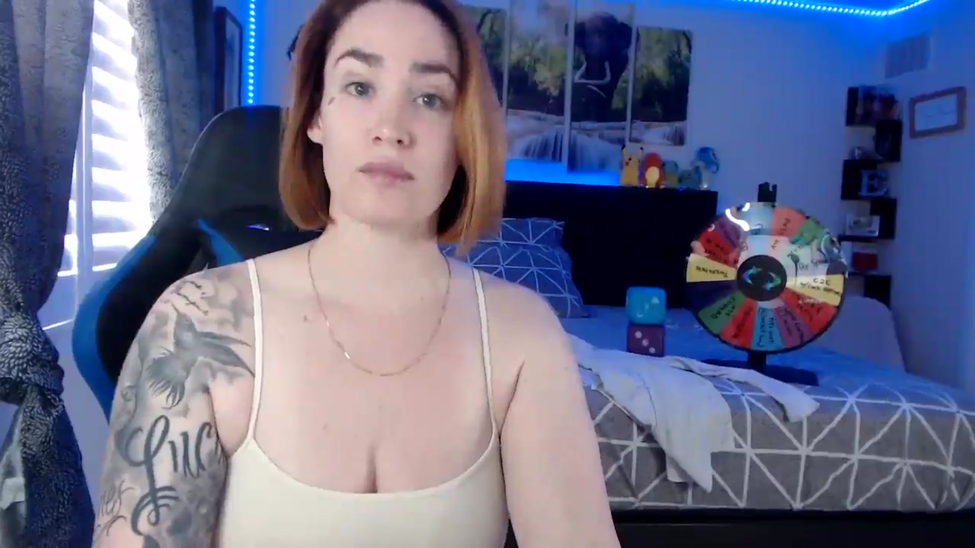 Gallery image thumbnail from BostonBeckyy's myfreecams stream on, 10/23/2025, 17:05 image 11 of 20