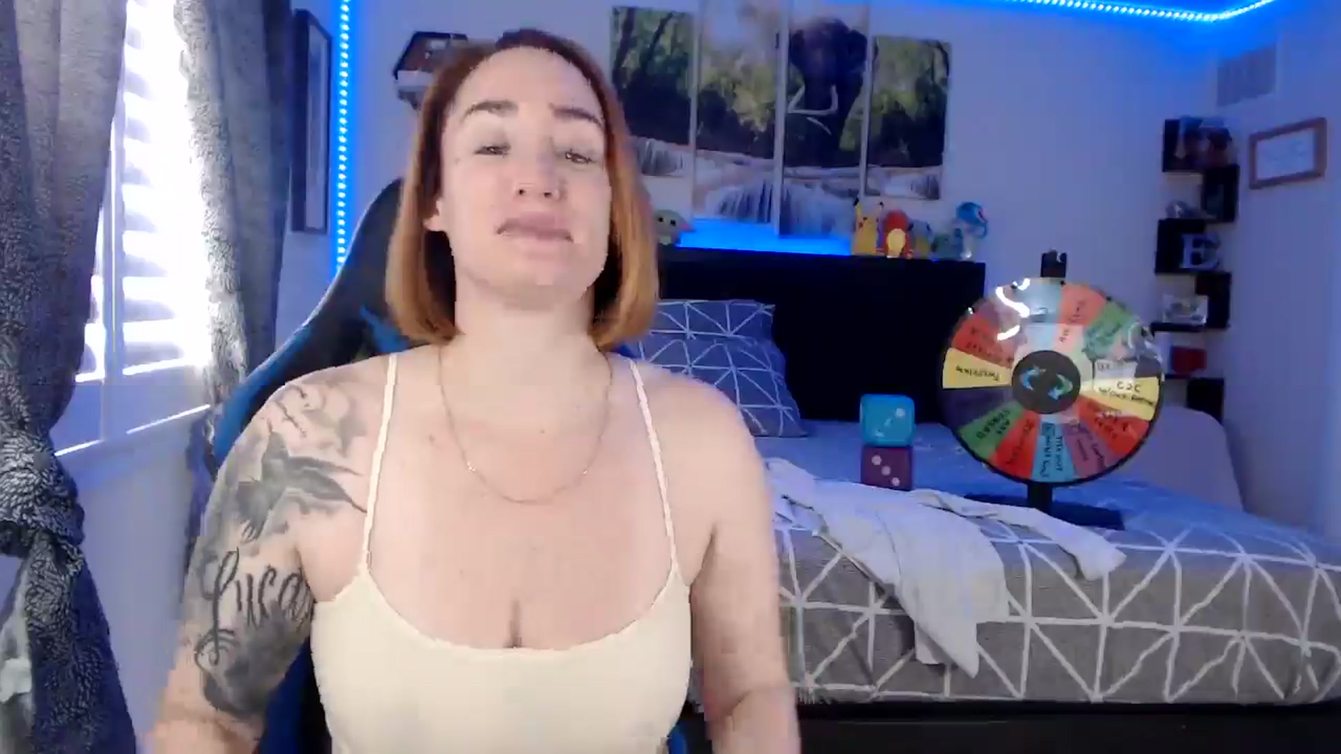 Gallery image thumbnail from BostonBeckyy's myfreecams stream on, 10/23/2025, 17:27 image 15 of 20