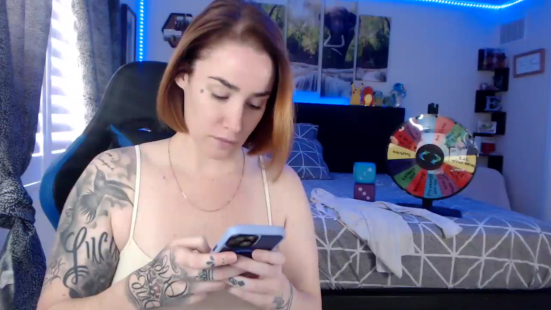 Gallery image thumbnail from BostonBeckyy's myfreecams stream on, 10/23/2025, 17:27 image 5 of 20