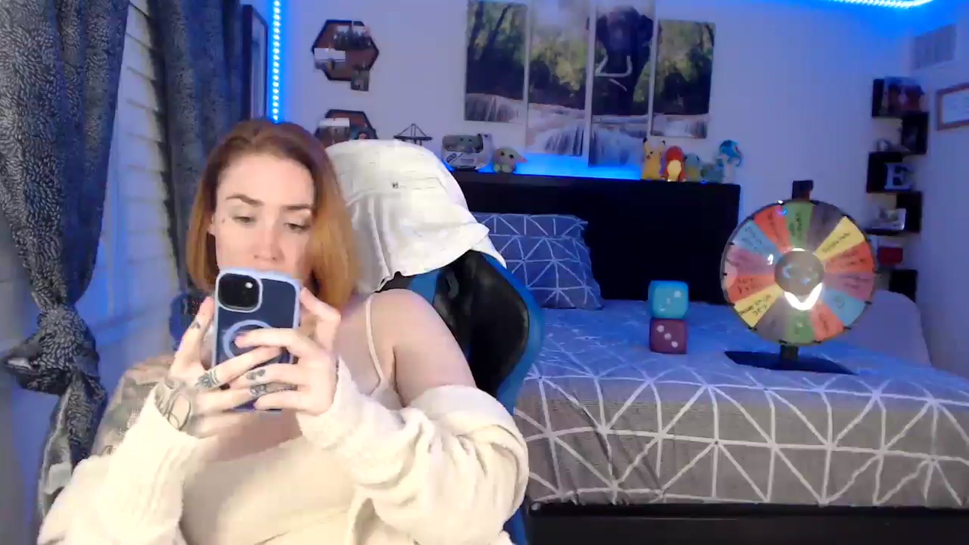 Gallery image thumbnail from BostonBeckyy's myfreecams stream on, 10/24/2025, 01:15 image 13 of 20