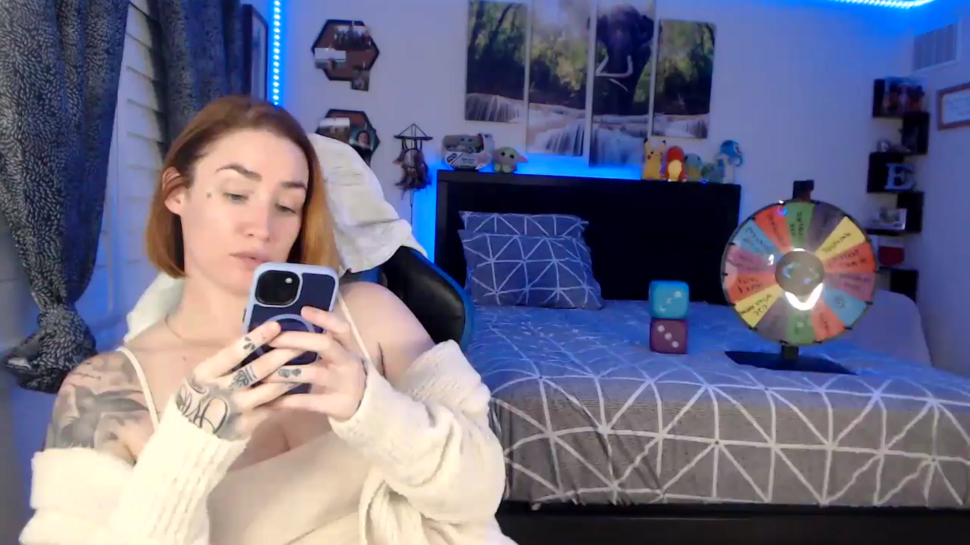 Gallery image thumbnail from BostonBeckyy's myfreecams stream on, 10/24/2025, 01:15 image 16 of 20