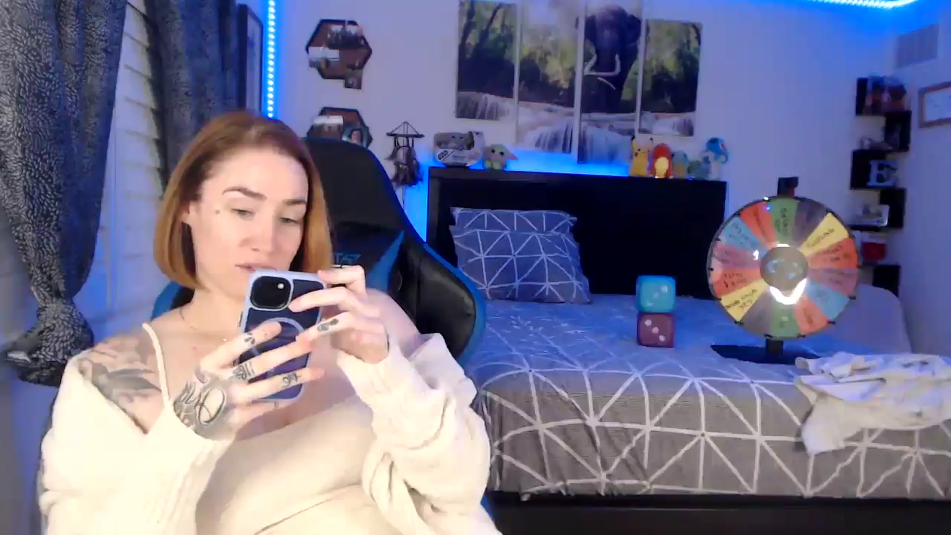 Gallery image thumbnail from BostonBeckyy's myfreecams stream on, 10/24/2025, 01:15 image 20 of 20