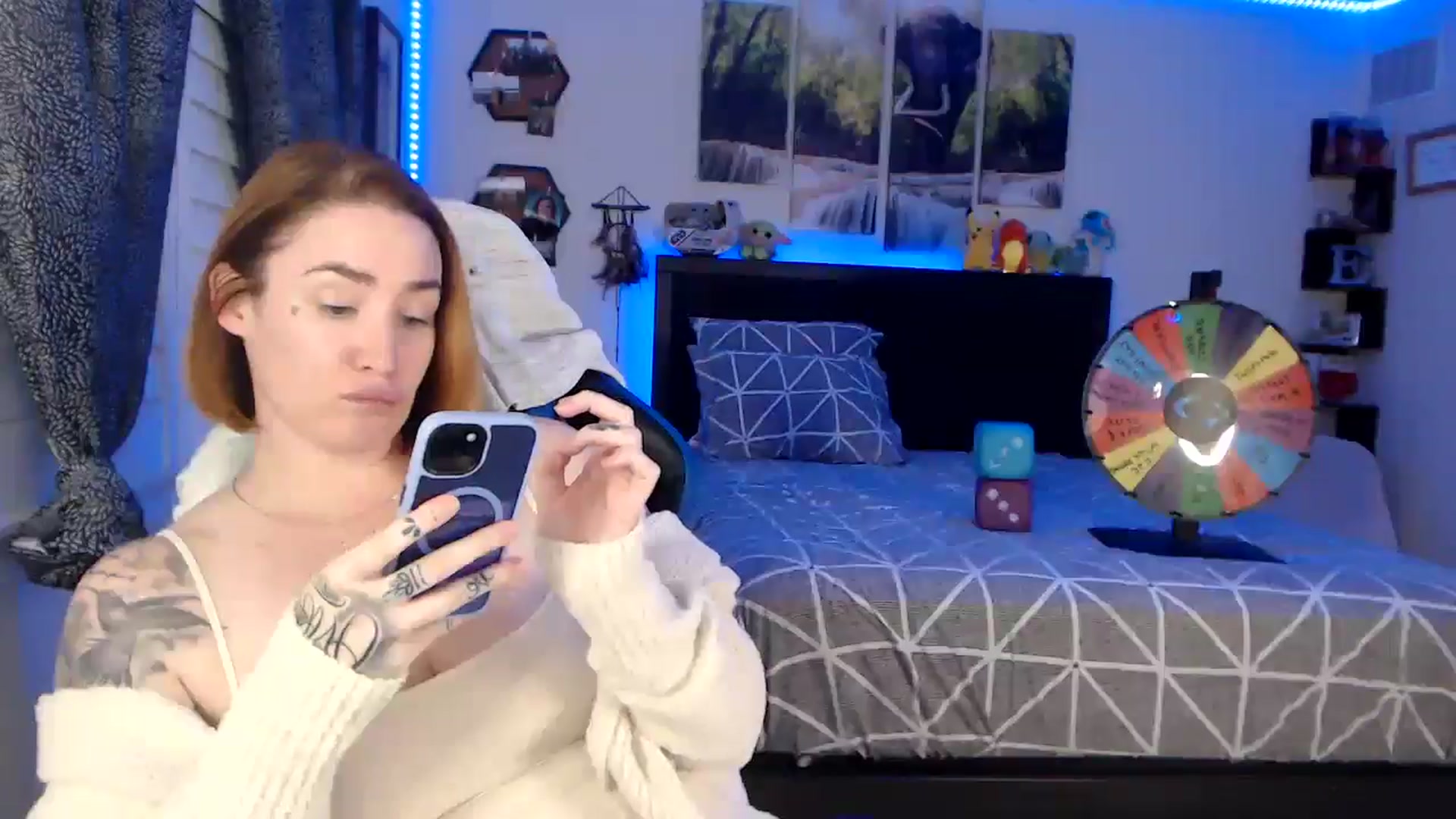 Gallery image thumbnail from BostonBeckyy's myfreecams stream on, 10/24/2025, 01:15 image 17 of 20