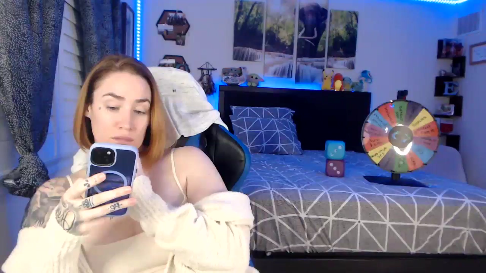 Gallery image thumbnail from BostonBeckyy's myfreecams stream on, 10/24/2025, 01:15 image 9 of 20