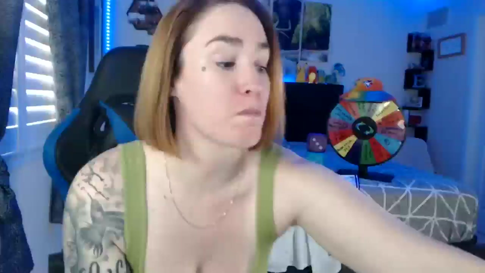 Gallery image thumbnail from BostonBeckyy's myfreecams stream on, 10/25/2025, 20:49 image 9 of 20