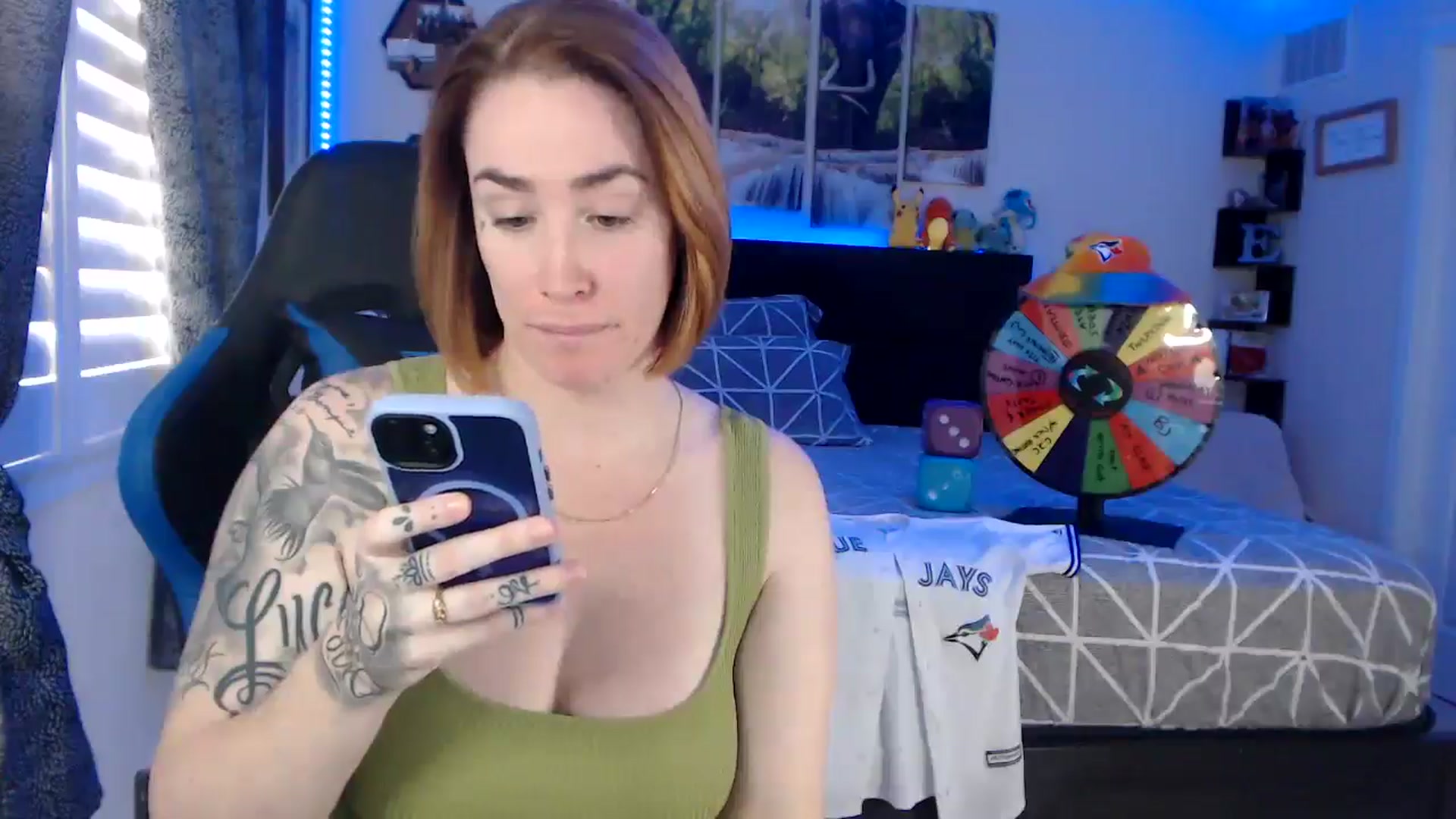 Gallery image thumbnail from BostonBeckyy's myfreecams stream on, 10/25/2025, 20:49 image 4 of 20
