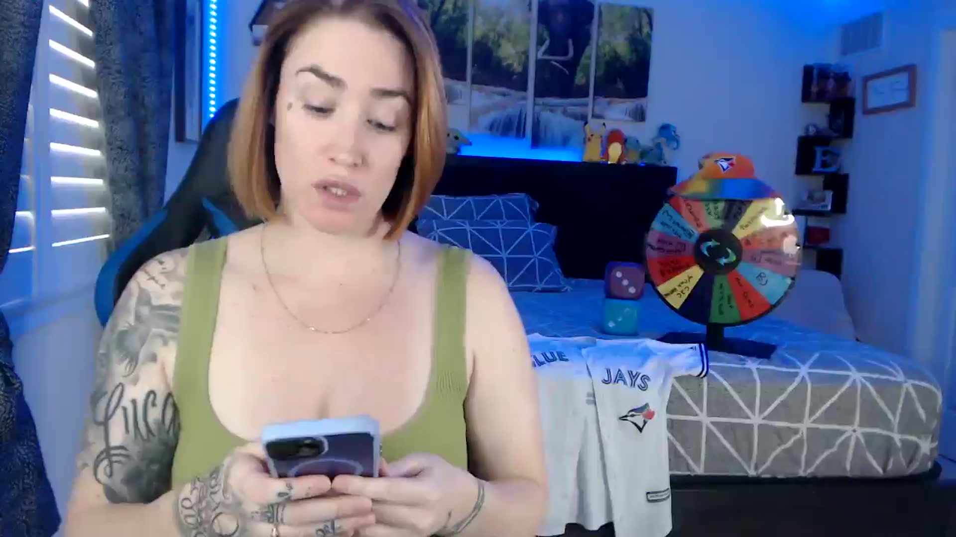 Gallery image thumbnail from BostonBeckyy's myfreecams stream on, 10/25/2025, 20:49 image 16 of 20