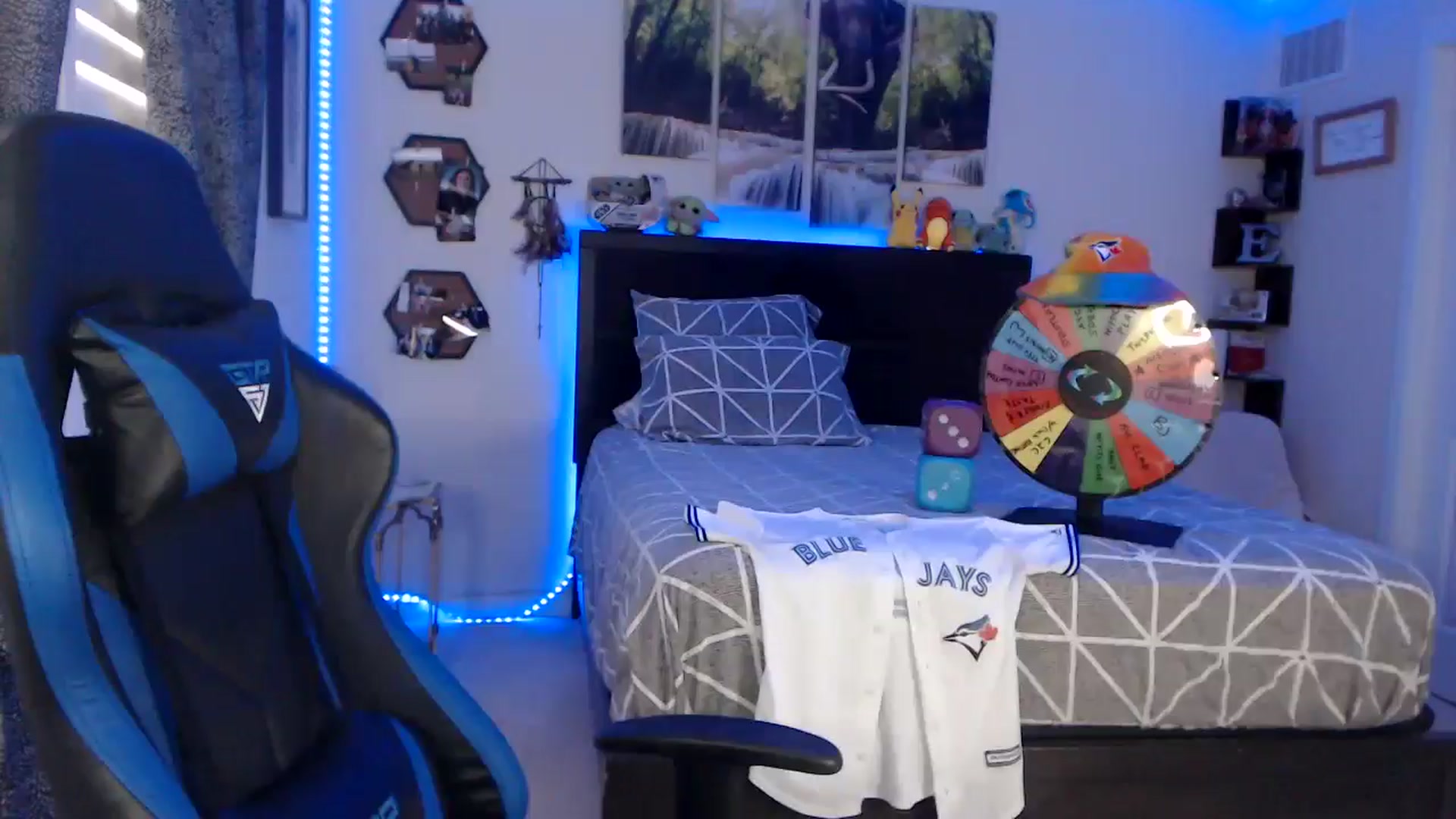 Gallery image thumbnail from BostonBeckyy's myfreecams stream on, 10/25/2025, 20:49 image 10 of 20