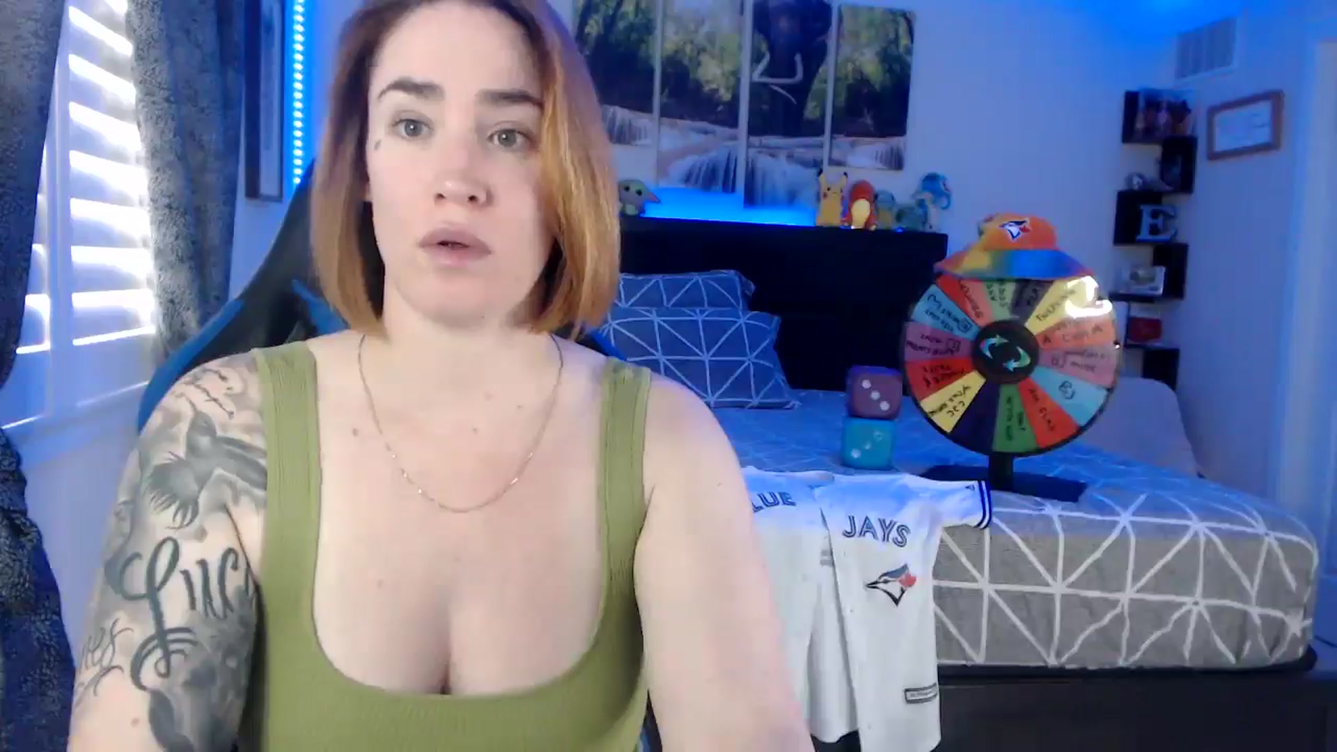 Gallery image thumbnail from BostonBeckyy's myfreecams stream on, 10/25/2025, 20:49 image 6 of 20