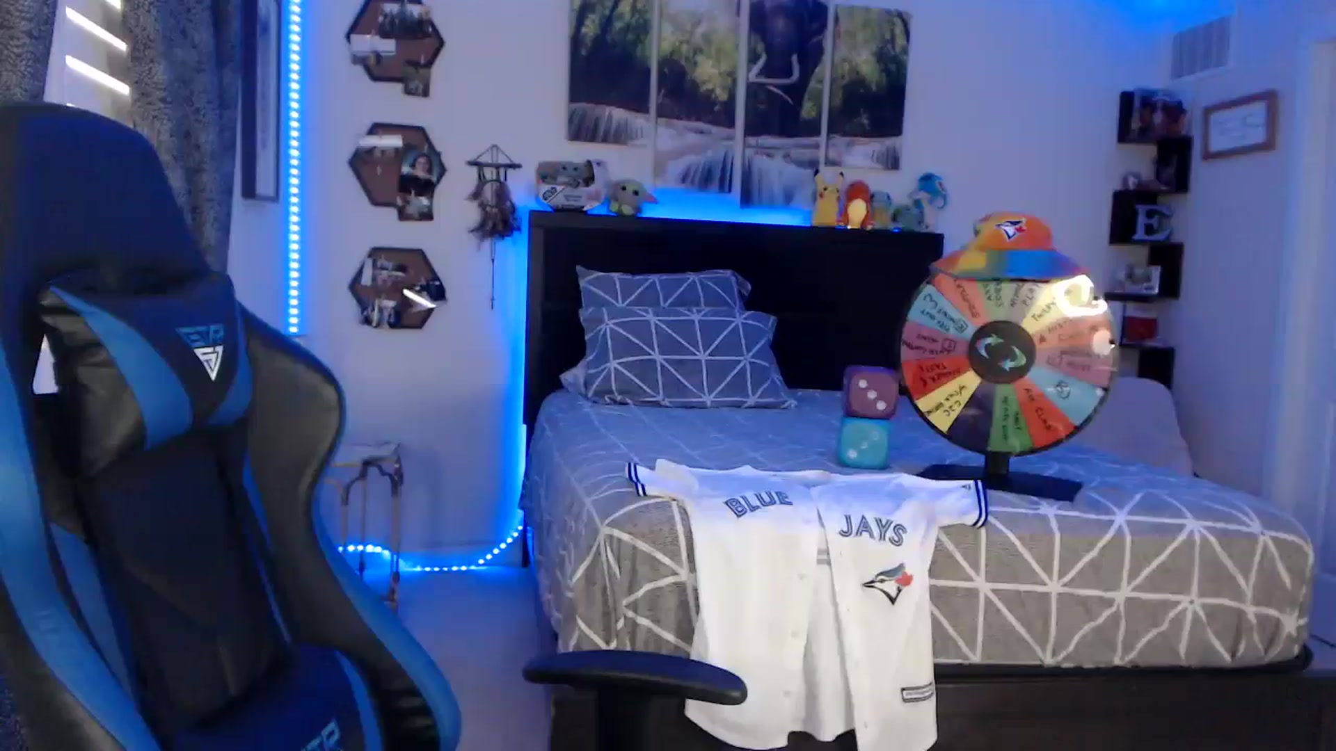 Gallery image thumbnail from BostonBeckyy's myfreecams stream on, 10/25/2025, 21:17 image 1 of 20
