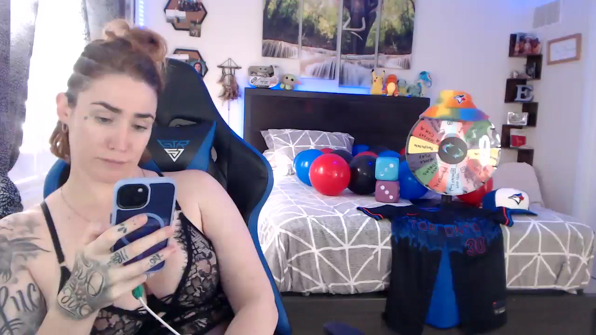 Gallery image thumbnail from BostonBeckyy's myfreecams stream on, 10/29/2025, 19:57 image 16 of 20