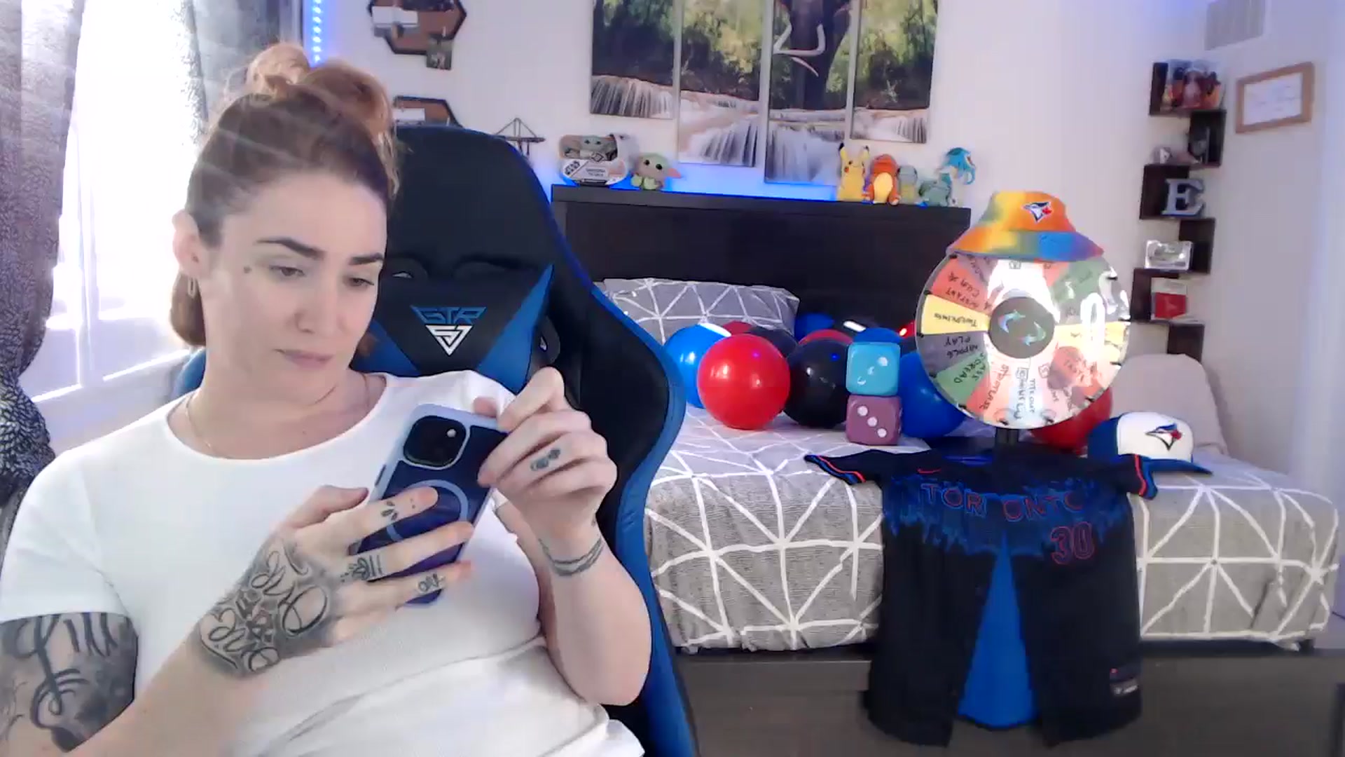 Gallery image thumbnail from BostonBeckyy's myfreecams stream on, 10/29/2025, 20:48 image 1 of 20