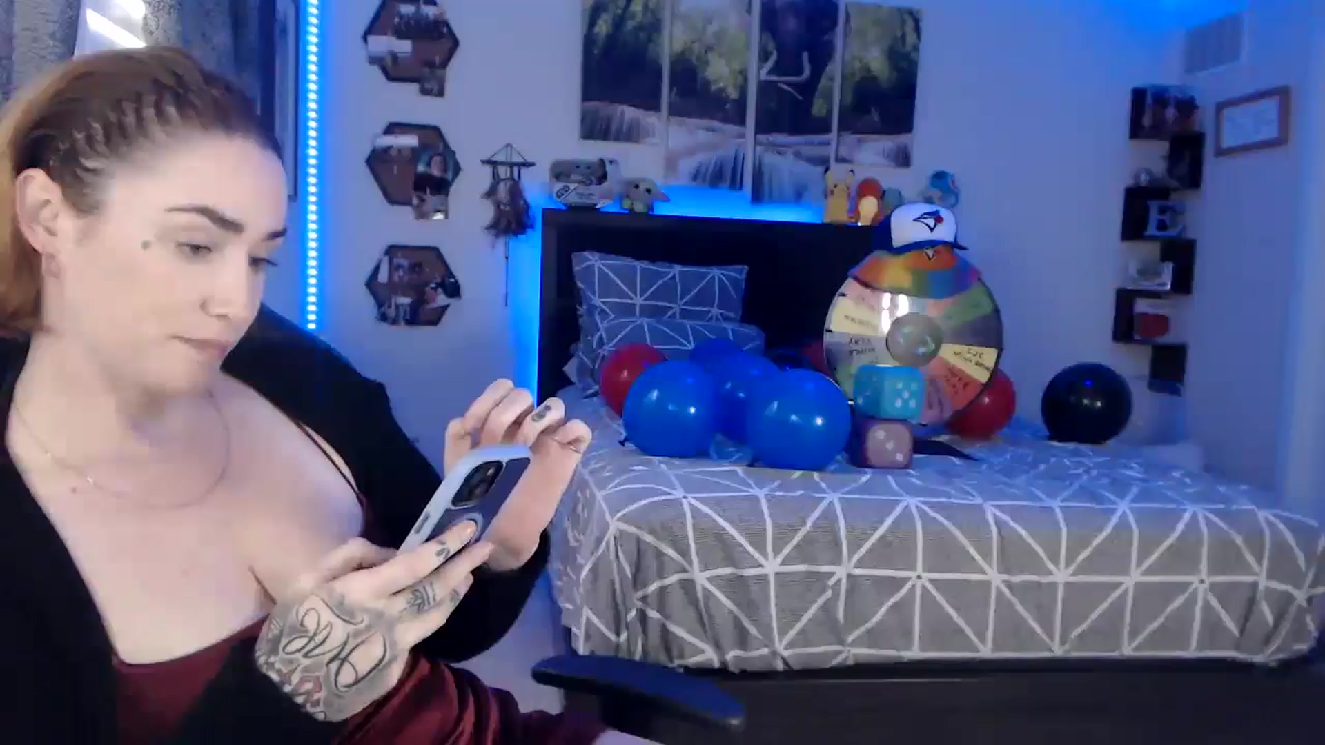 Gallery image thumbnail from BostonBeckyy's myfreecams stream on, 10/30/2025, 18:53 image 10 of 20
