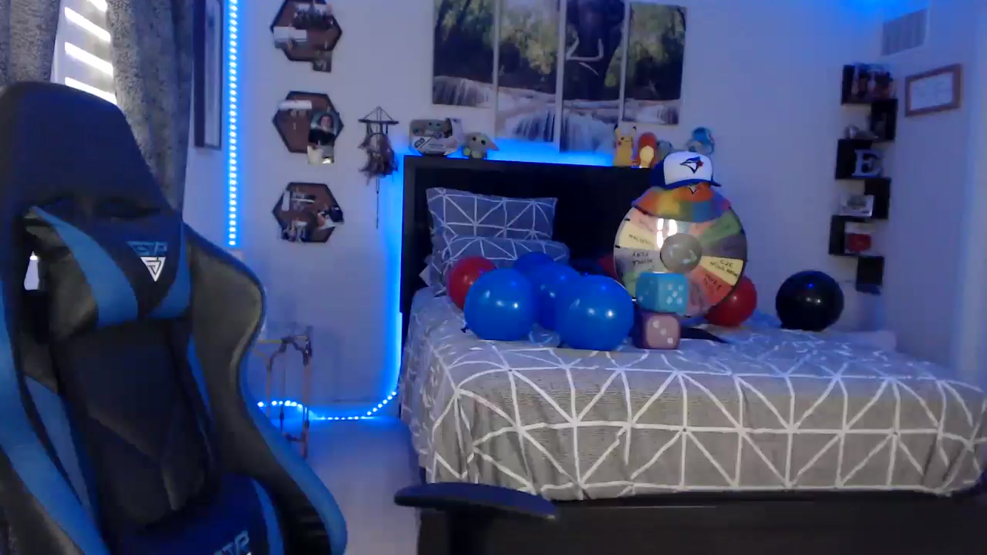 Gallery image thumbnail from BostonBeckyy's myfreecams stream on, 10/30/2025, 18:53 image 13 of 20