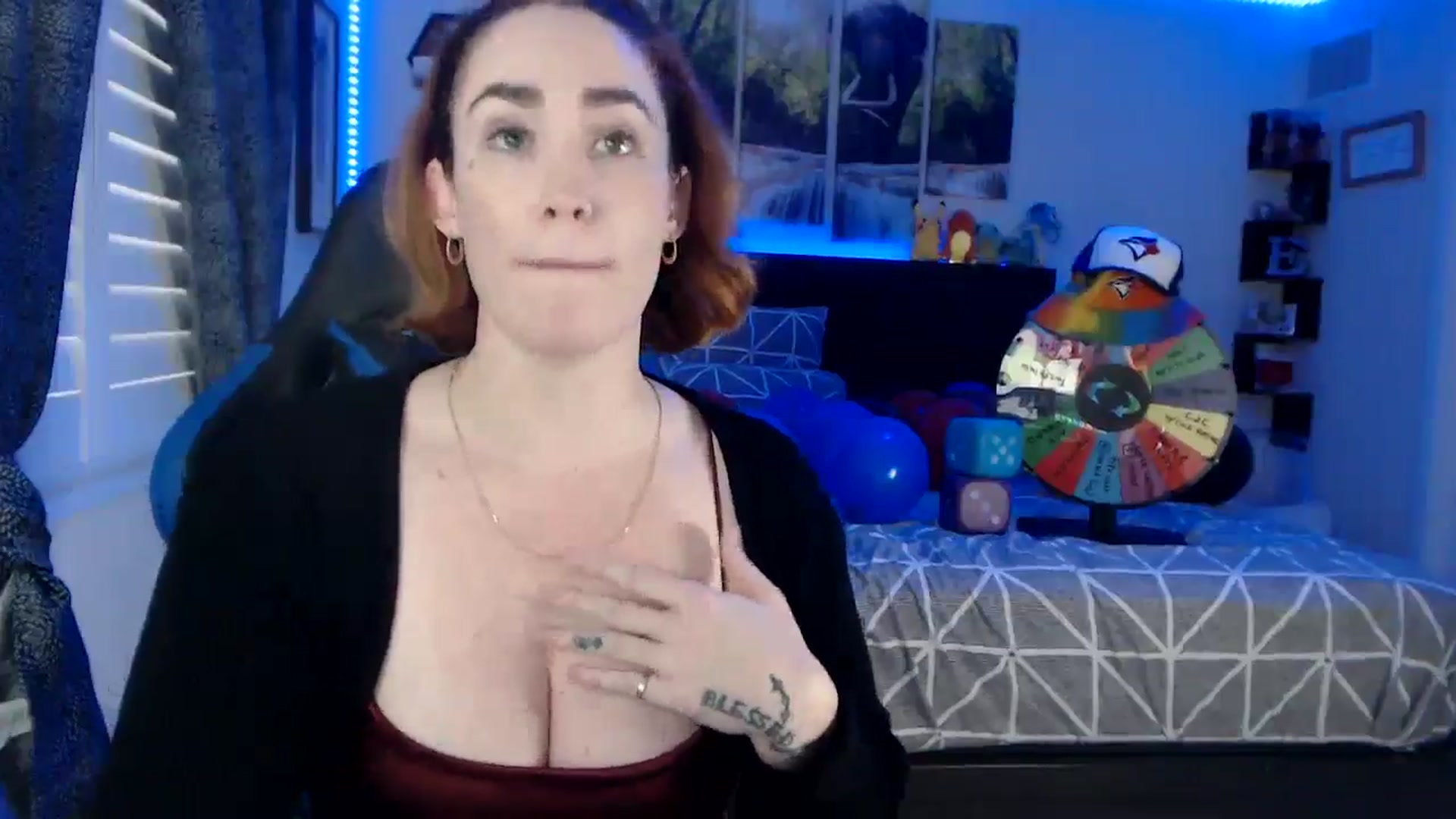 Gallery image thumbnail from BostonBeckyy's myfreecams stream on, 10/30/2025, 21:16 image 17 of 20