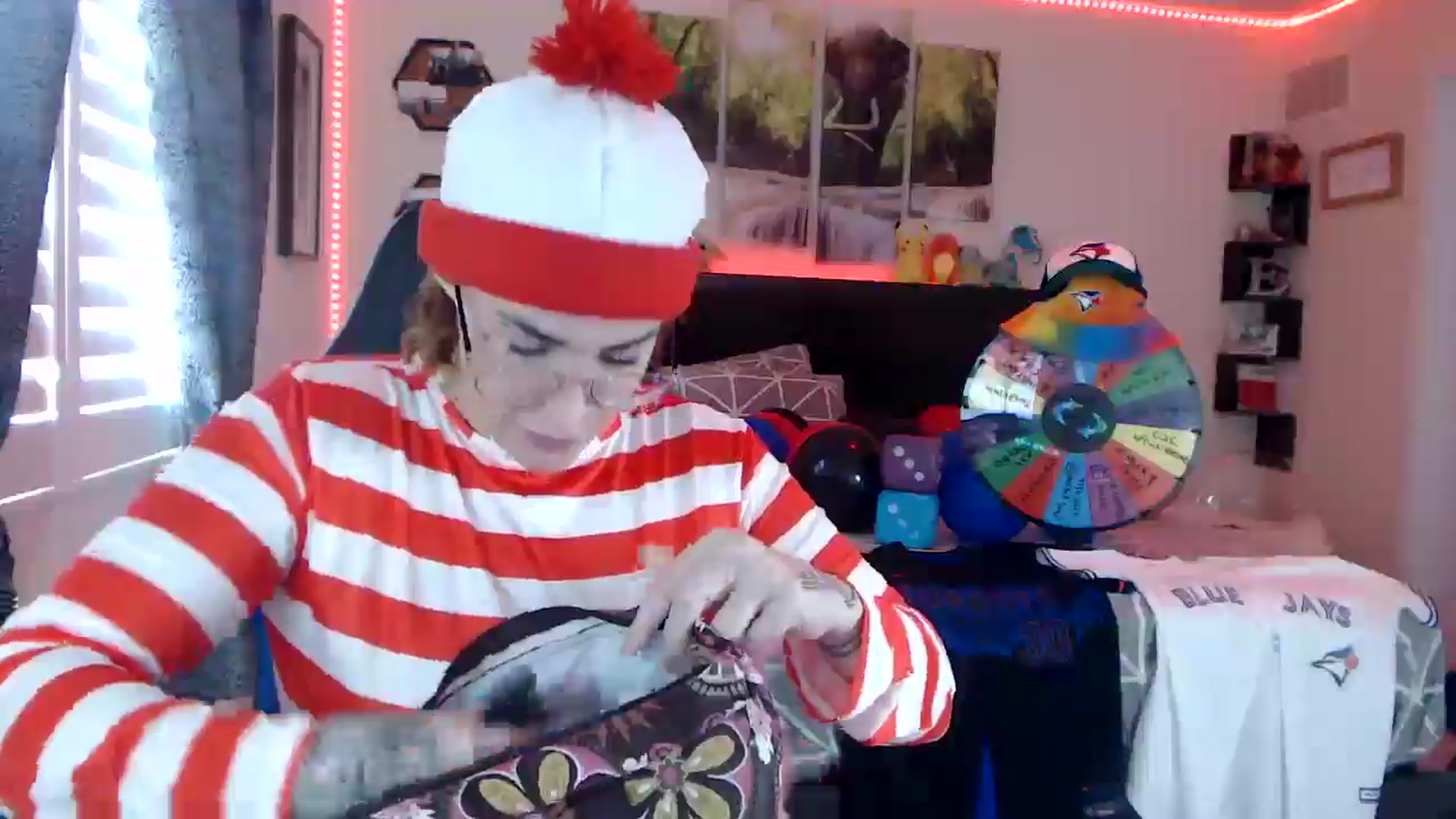 Gallery image thumbnail from BostonBeckyy's myfreecams stream on, 10/31/2025, 18:57 image 9 of 20