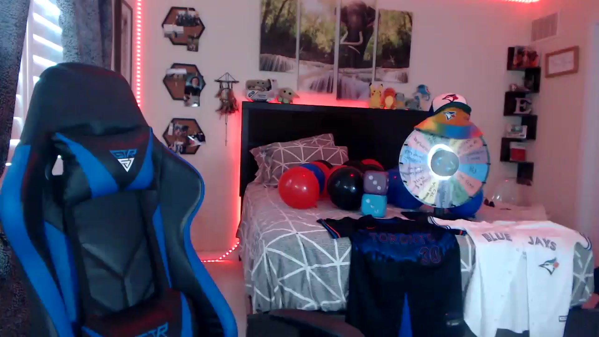 Gallery image thumbnail from BostonBeckyy's myfreecams stream on, 10/31/2025, 18:57 image 20 of 20