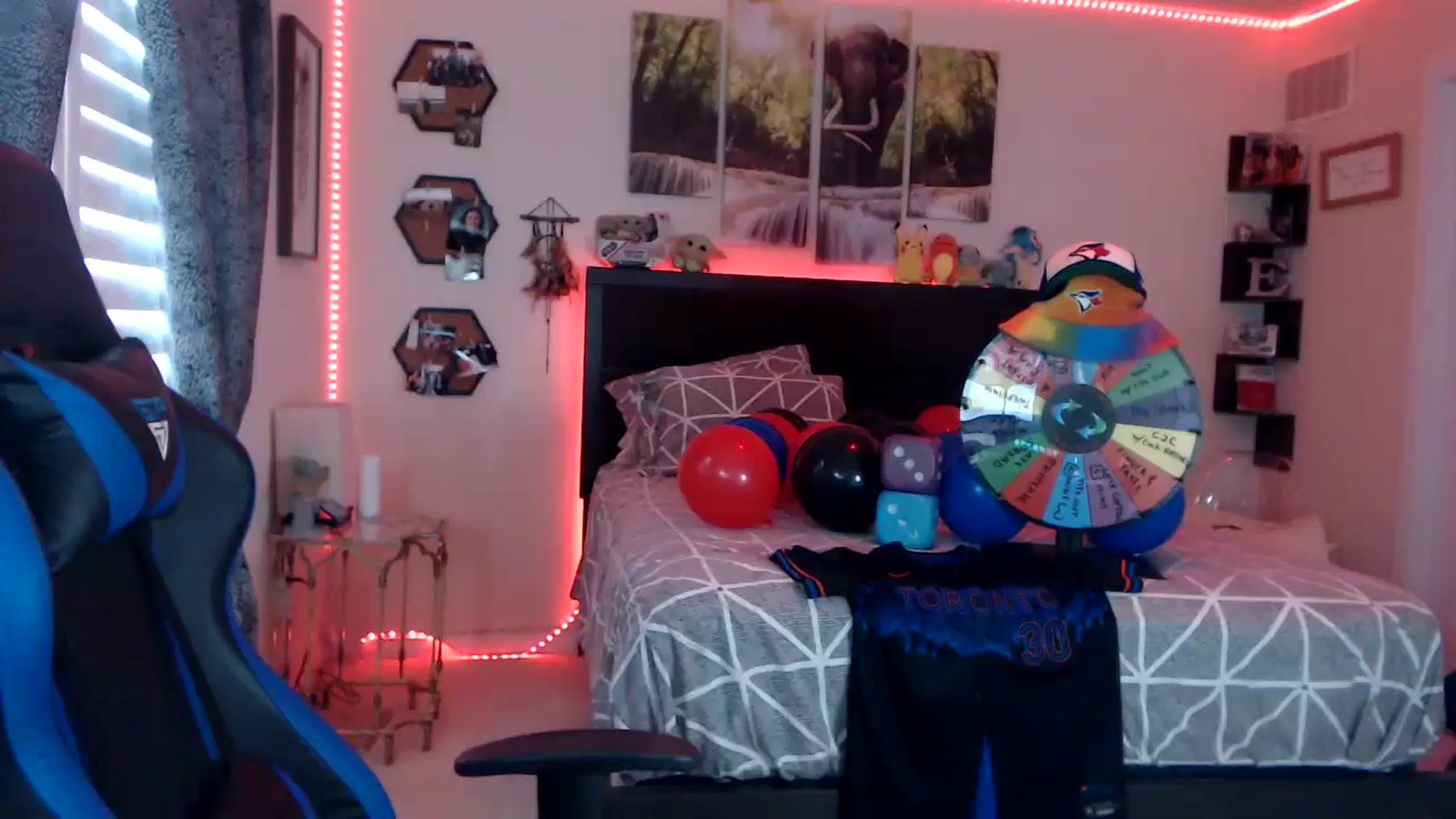 Gallery image thumbnail from BostonBeckyy's myfreecams stream on, 10/31/2025, 18:57 image 4 of 20