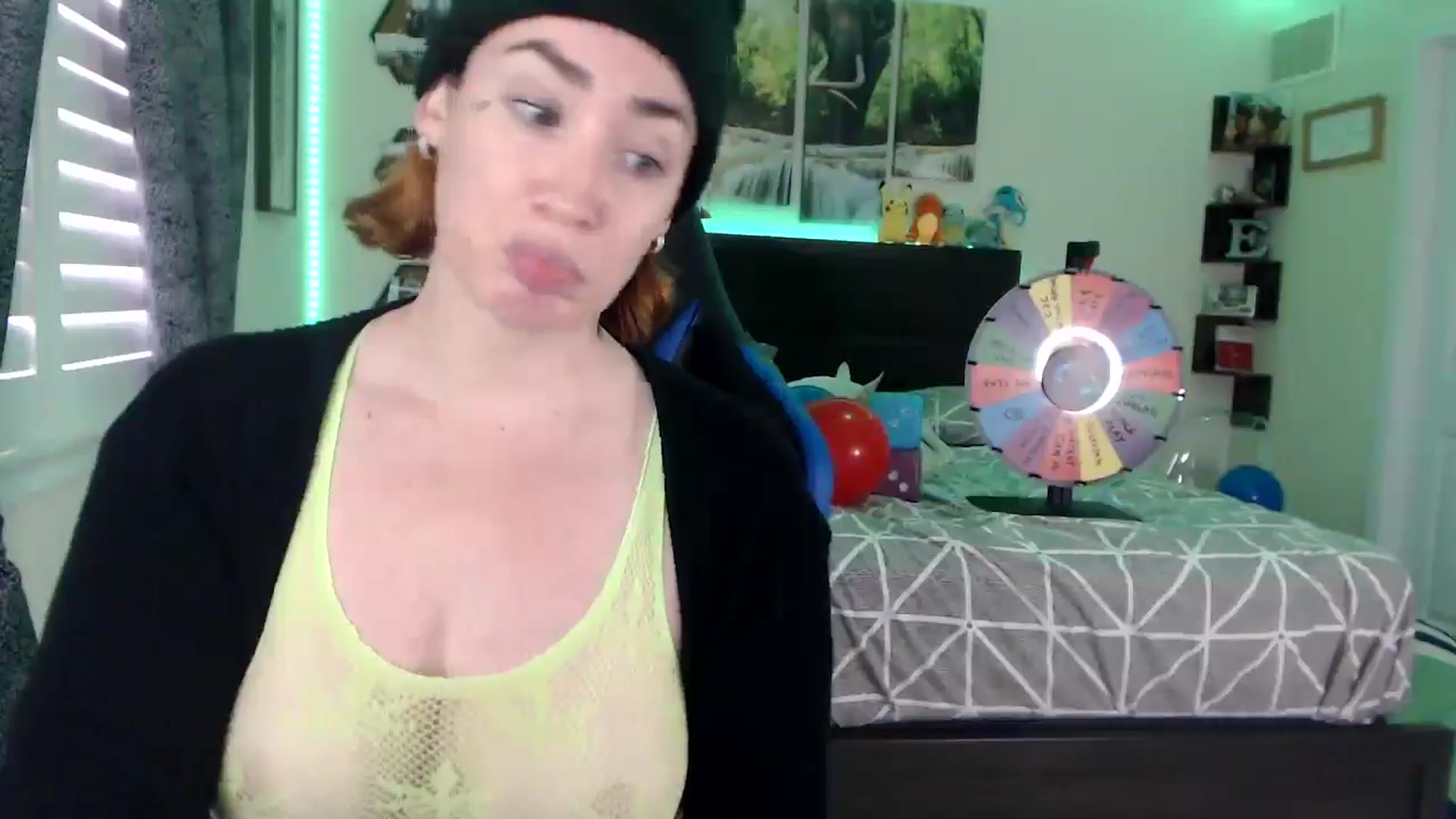 Gallery image thumbnail from BostonBeckyy's myfreecams stream on, 11/03/2025, 16:56 image 15 of 20