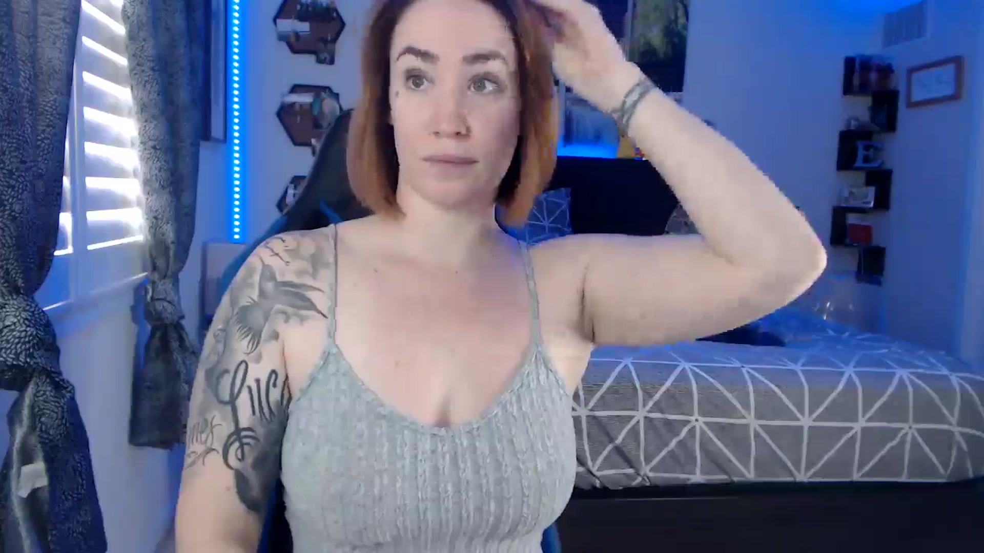 Gallery image thumbnail from BostonBeckyy's myfreecams stream on, 11/08/2025, 18:52 image 5 of 20