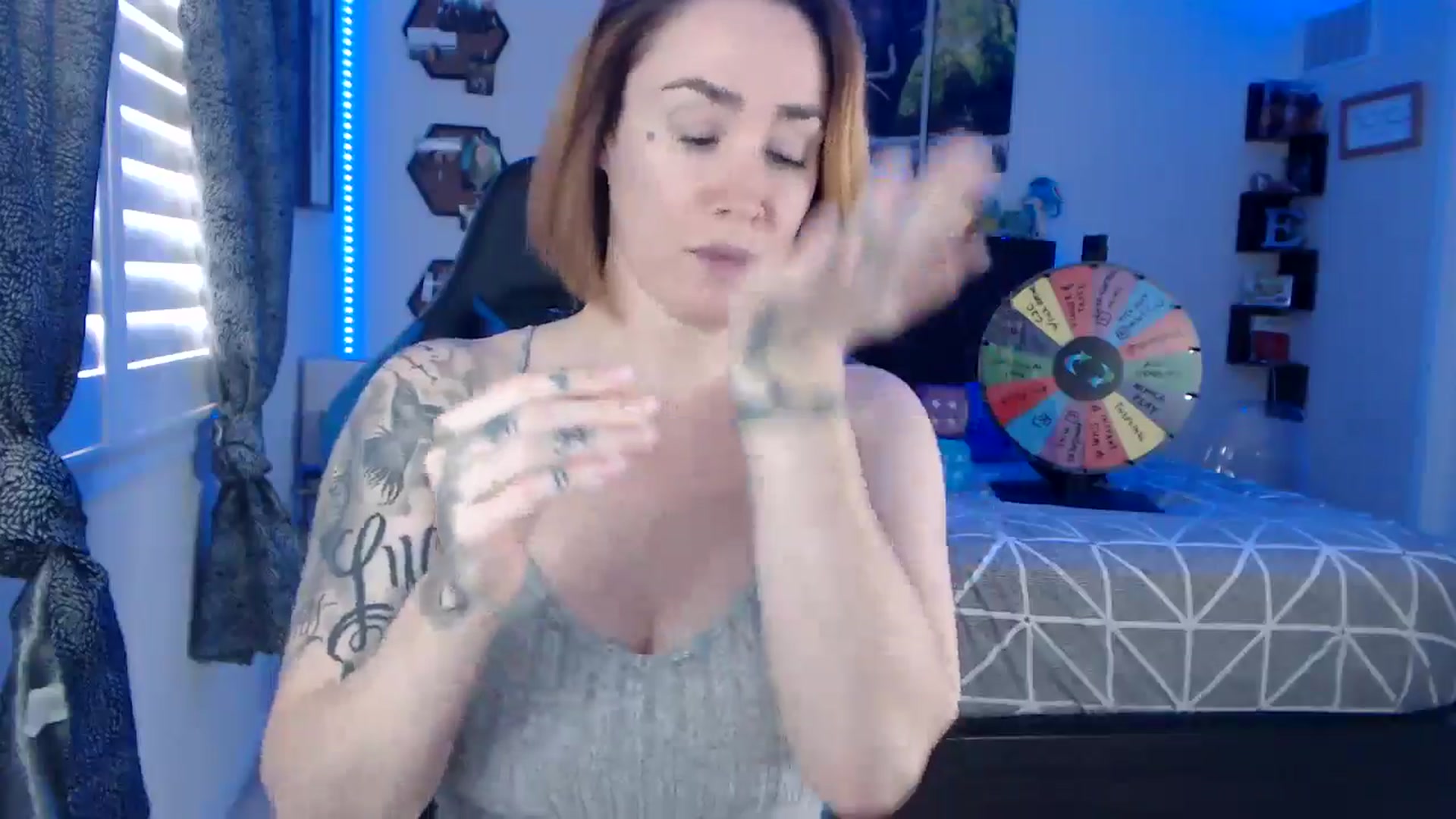 Gallery image thumbnail from BostonBeckyy's myfreecams stream on, 11/08/2025, 18:52 image 19 of 20