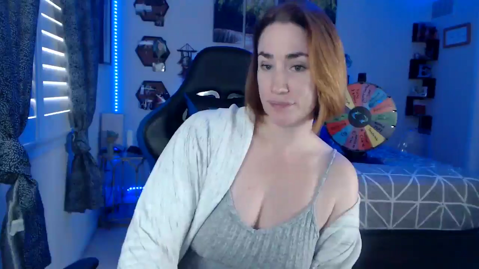 Gallery image thumbnail from BostonBeckyy's myfreecams stream on, 11/08/2025, 21:21 image 9 of 20