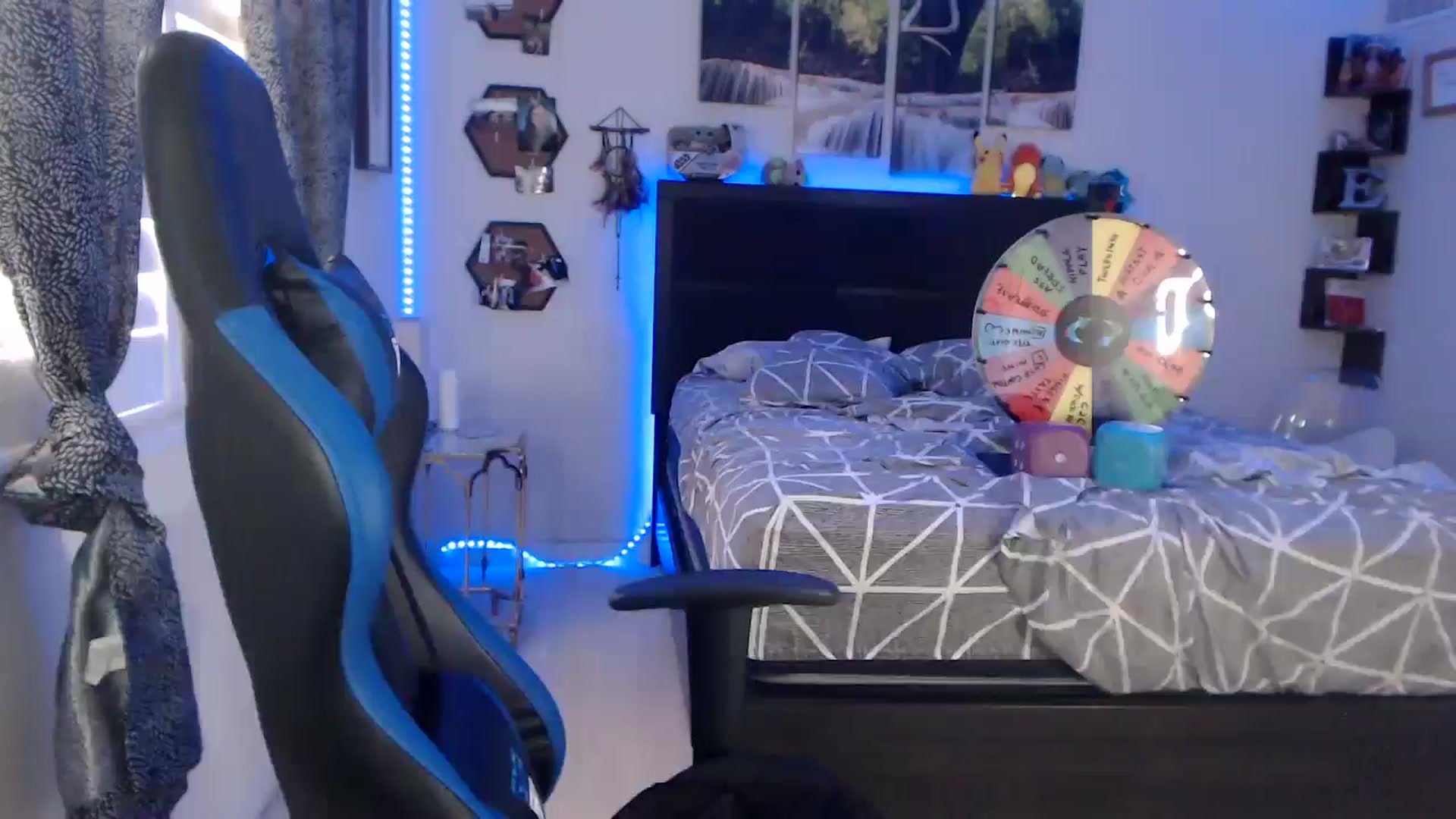 Gallery image thumbnail from BostonBeckyy's myfreecams stream on, 11/26/2025, 17:57 image 17 of 20