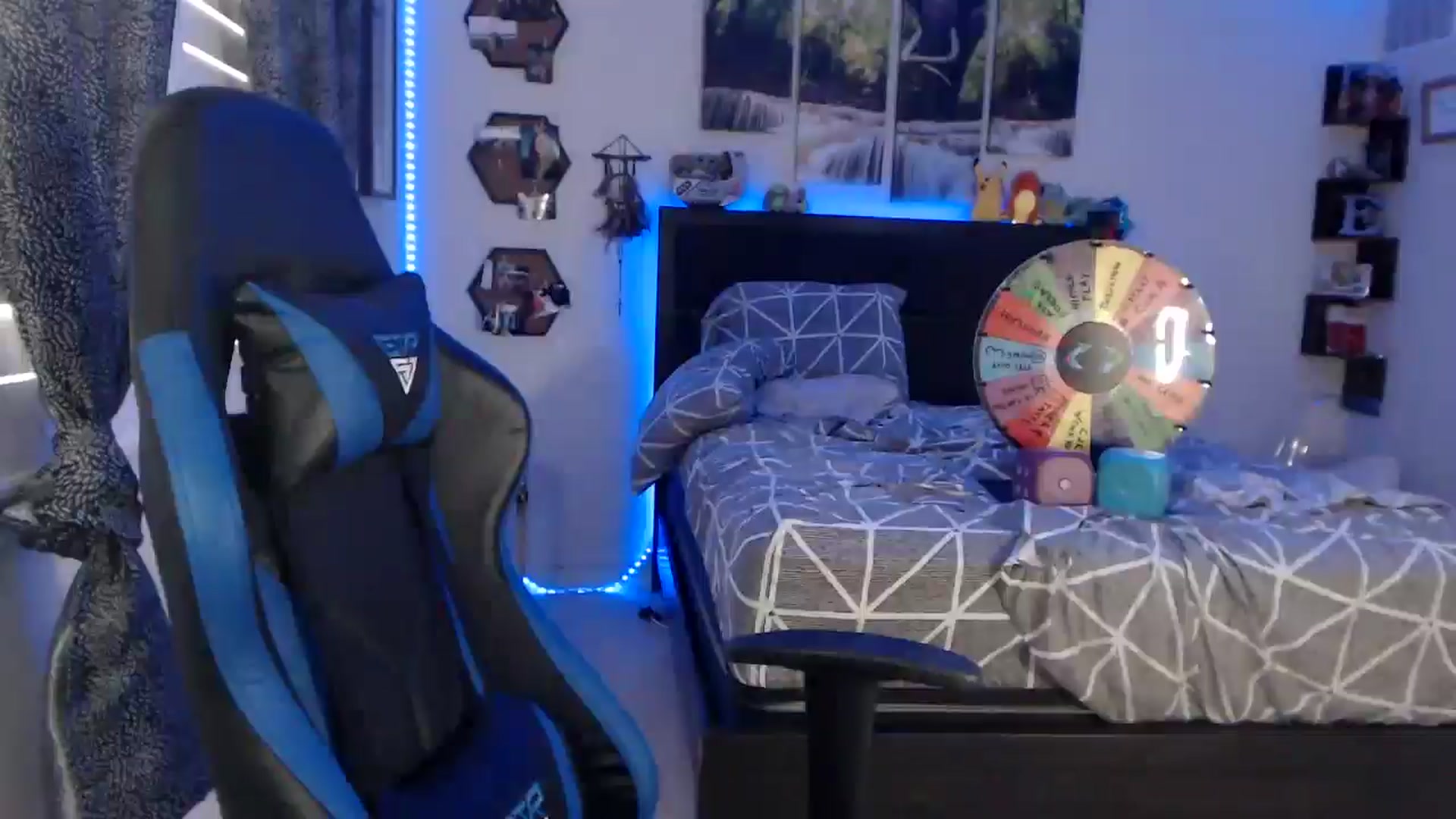 Gallery image thumbnail from BostonBeckyy's myfreecams stream on, 11/26/2025, 20:40 image 15 of 20