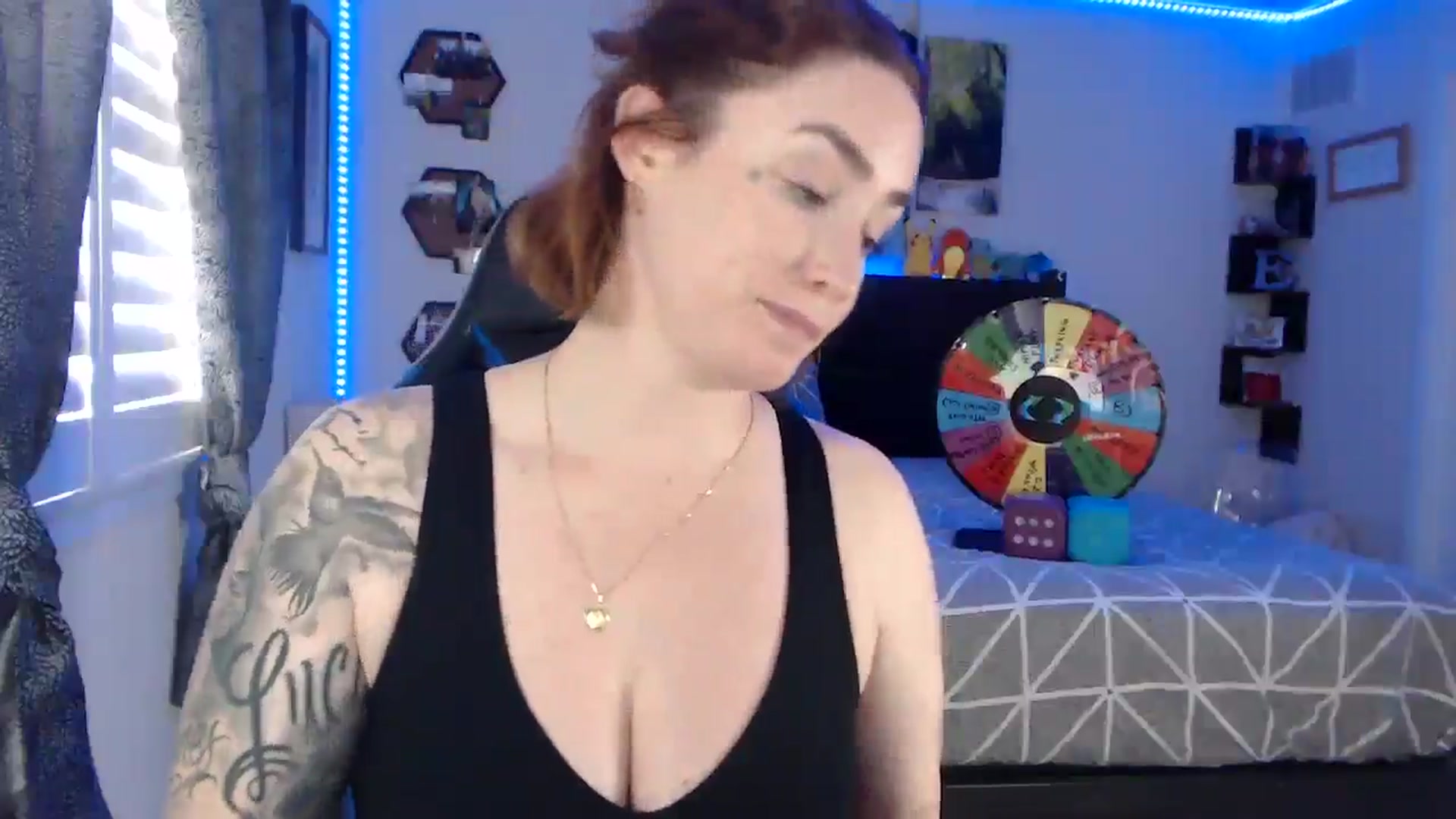 Gallery image thumbnail from BostonBeckyy's myfreecams stream on, 11/27/2025, 18:21 image 5 of 20