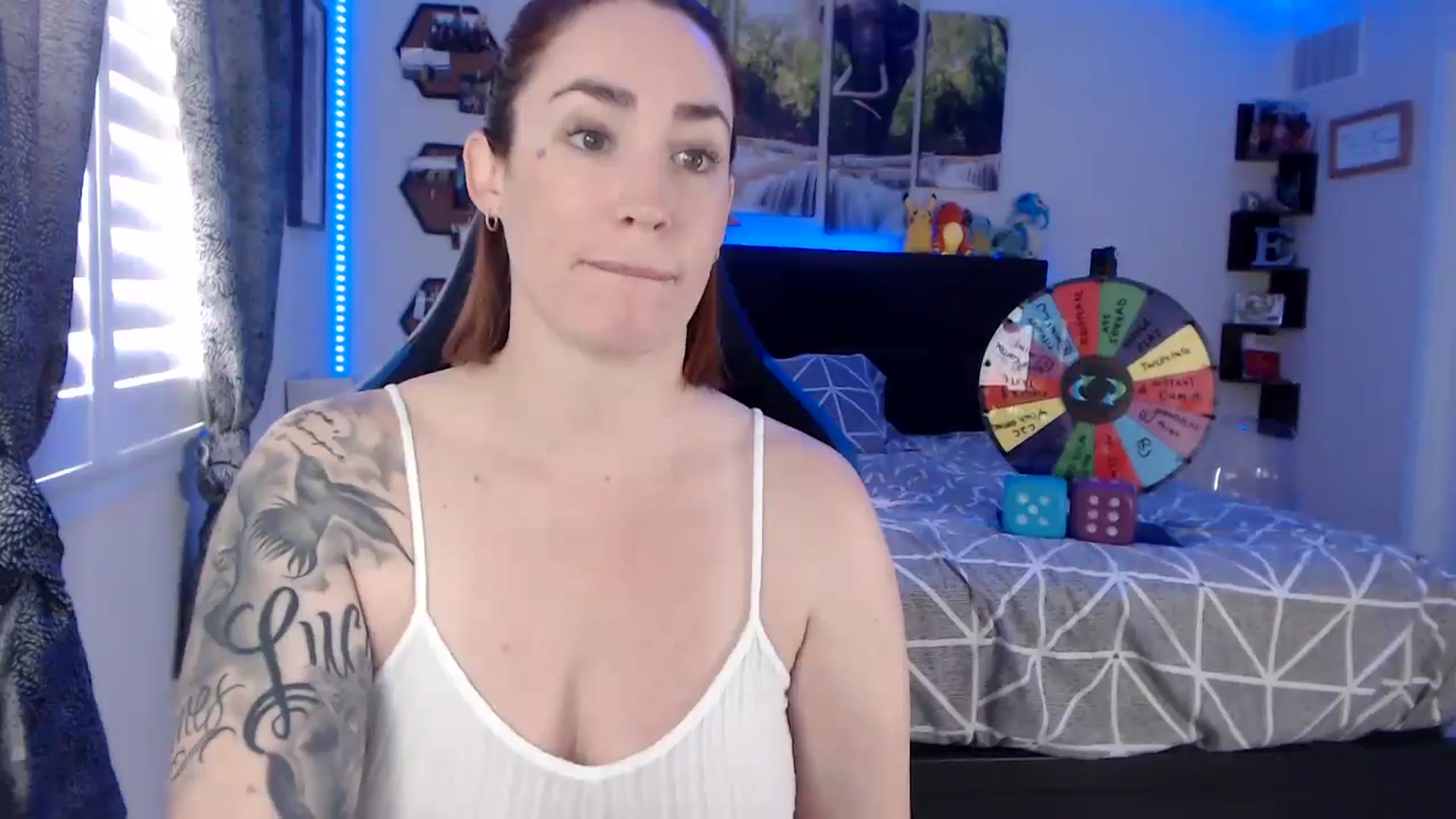 Gallery image thumbnail from BostonBeckyy's myfreecams stream on, 12/01/2025, 17:37 image 3 of 20