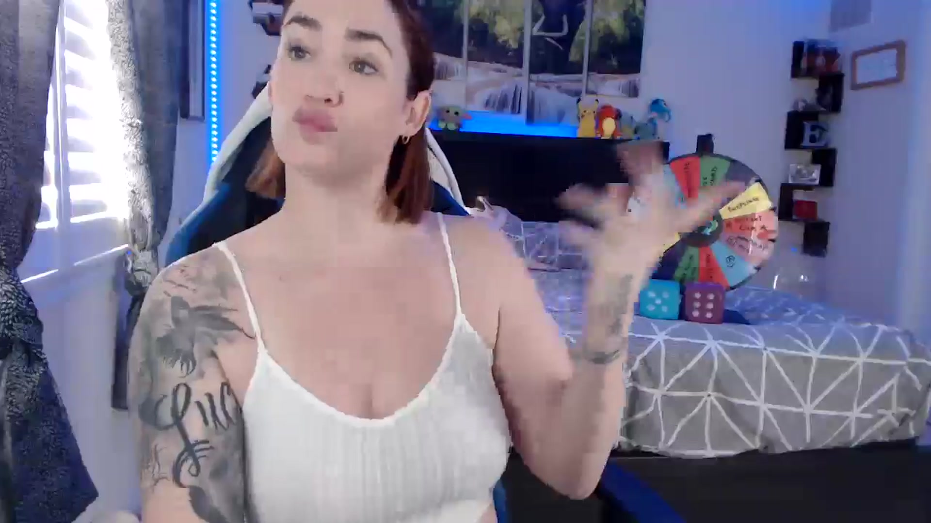 Gallery image thumbnail from BostonBeckyy's myfreecams stream on, 12/01/2025, 19:30 image 18 of 20