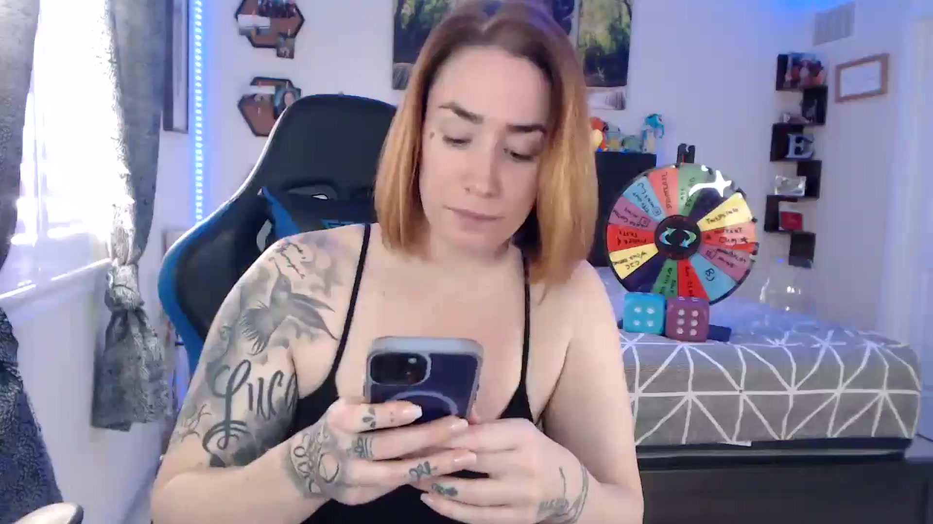 Gallery image thumbnail from BostonBeckyy's myfreecams stream on, 12/08/2025, 20:12 image 8 of 20