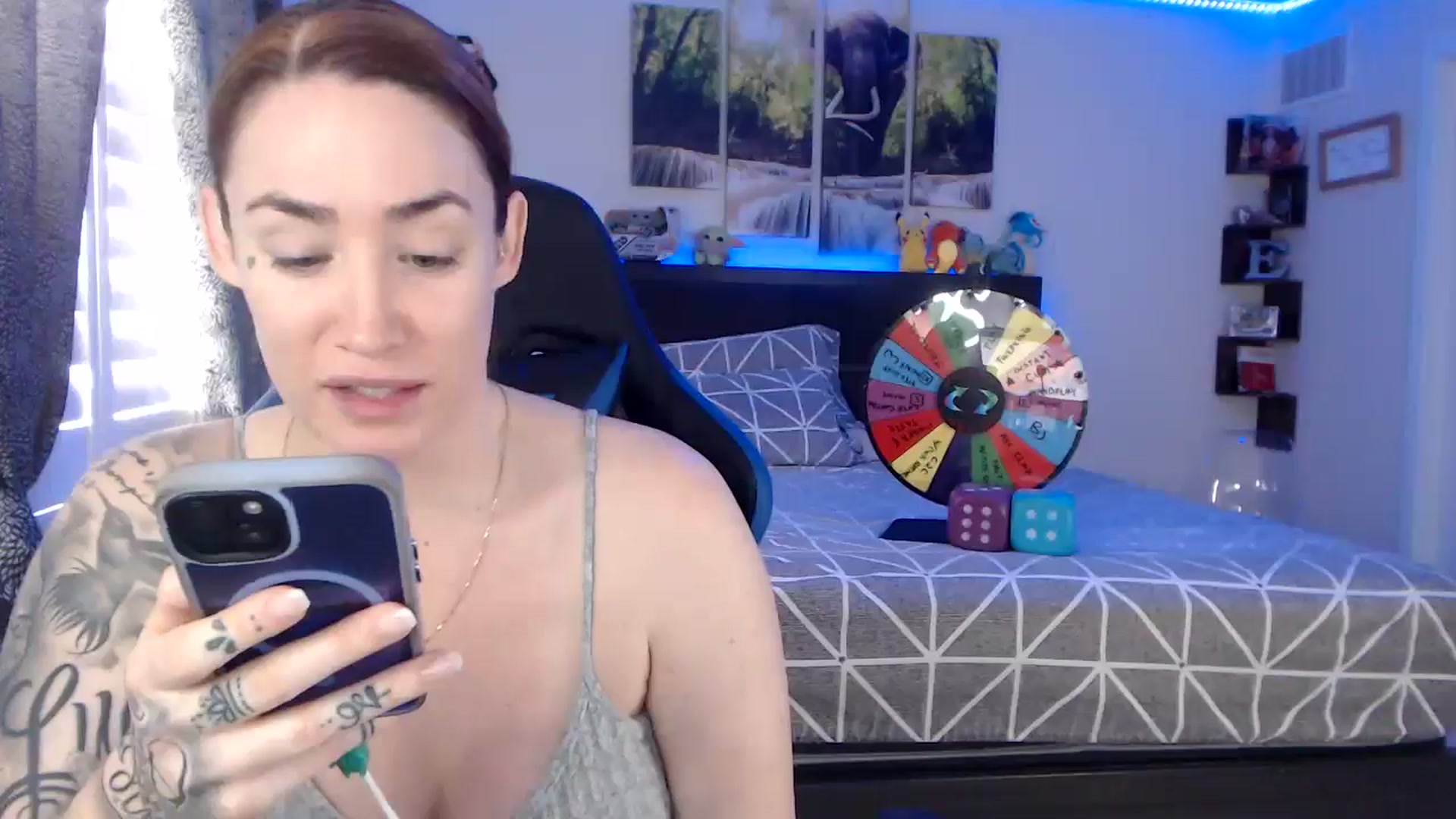 Gallery image thumbnail from BostonBeckyy's myfreecams stream on, 12/11/2025, 19:40 image 2 of 20