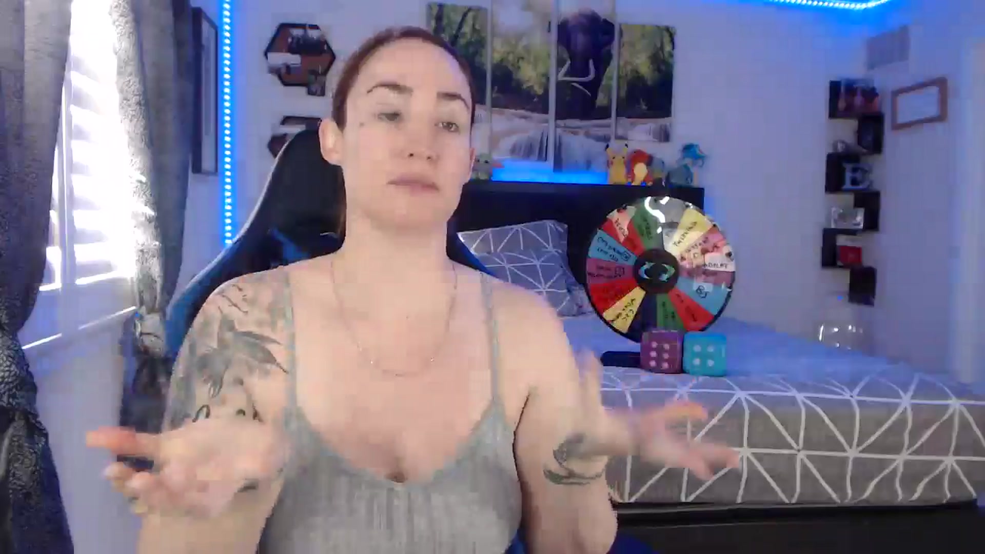 Gallery image thumbnail from BostonBeckyy's myfreecams stream on, 12/11/2025, 19:40 image 13 of 20