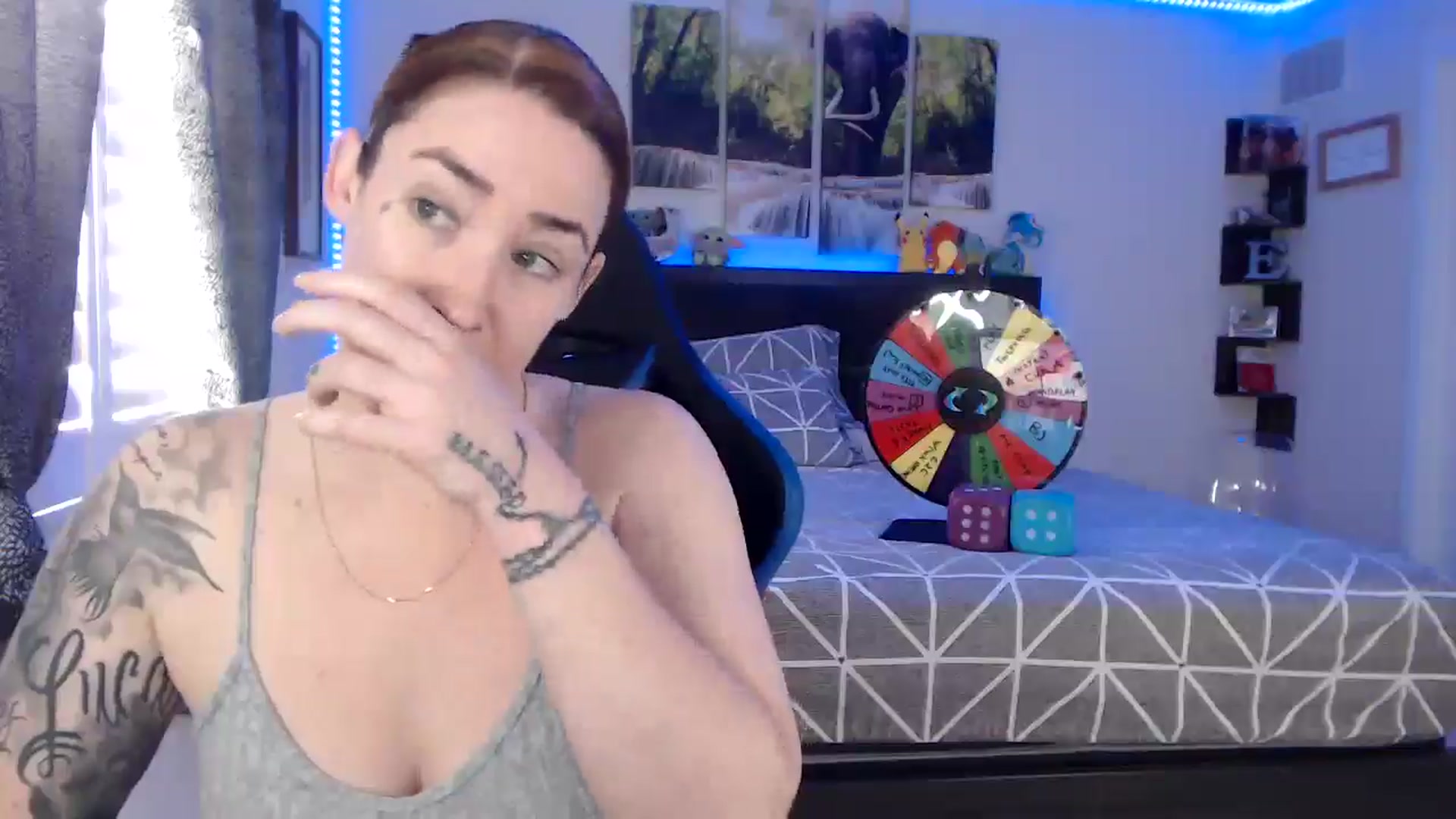 Gallery image thumbnail from BostonBeckyy's myfreecams stream on, 12/11/2025, 19:40 image 6 of 20