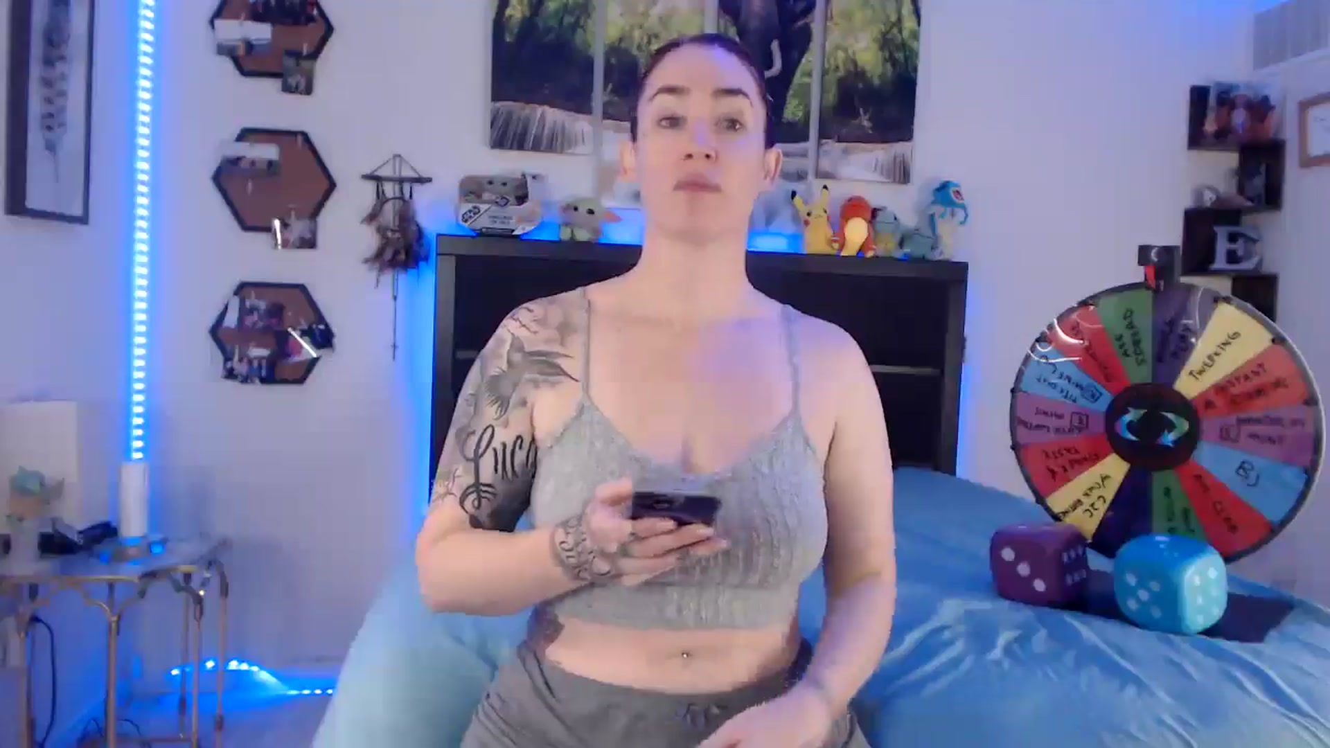 Gallery image thumbnail from BostonBeckyy's myfreecams stream on, 12/15/2025, 17:27 image 9 of 20