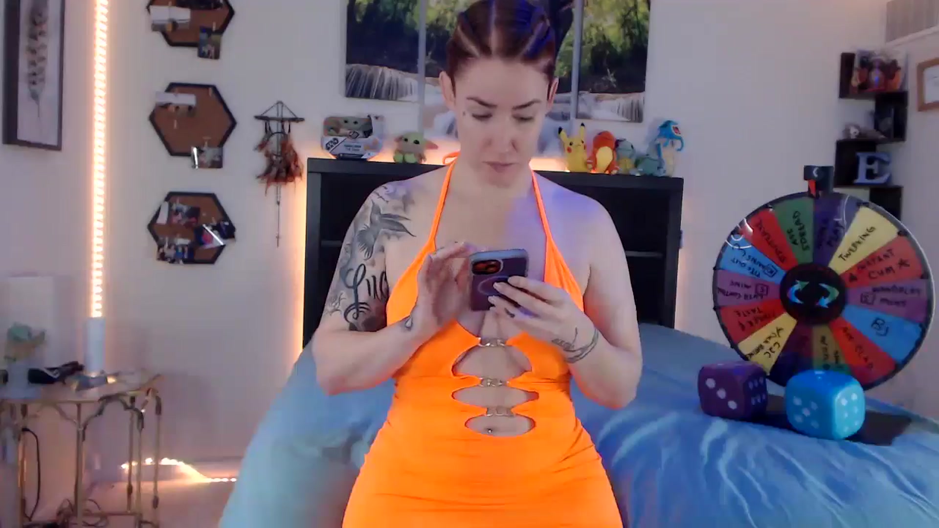 Gallery image thumbnail from BostonBeckyy's myfreecams stream on, 12/15/2025, 17:27 image 12 of 20