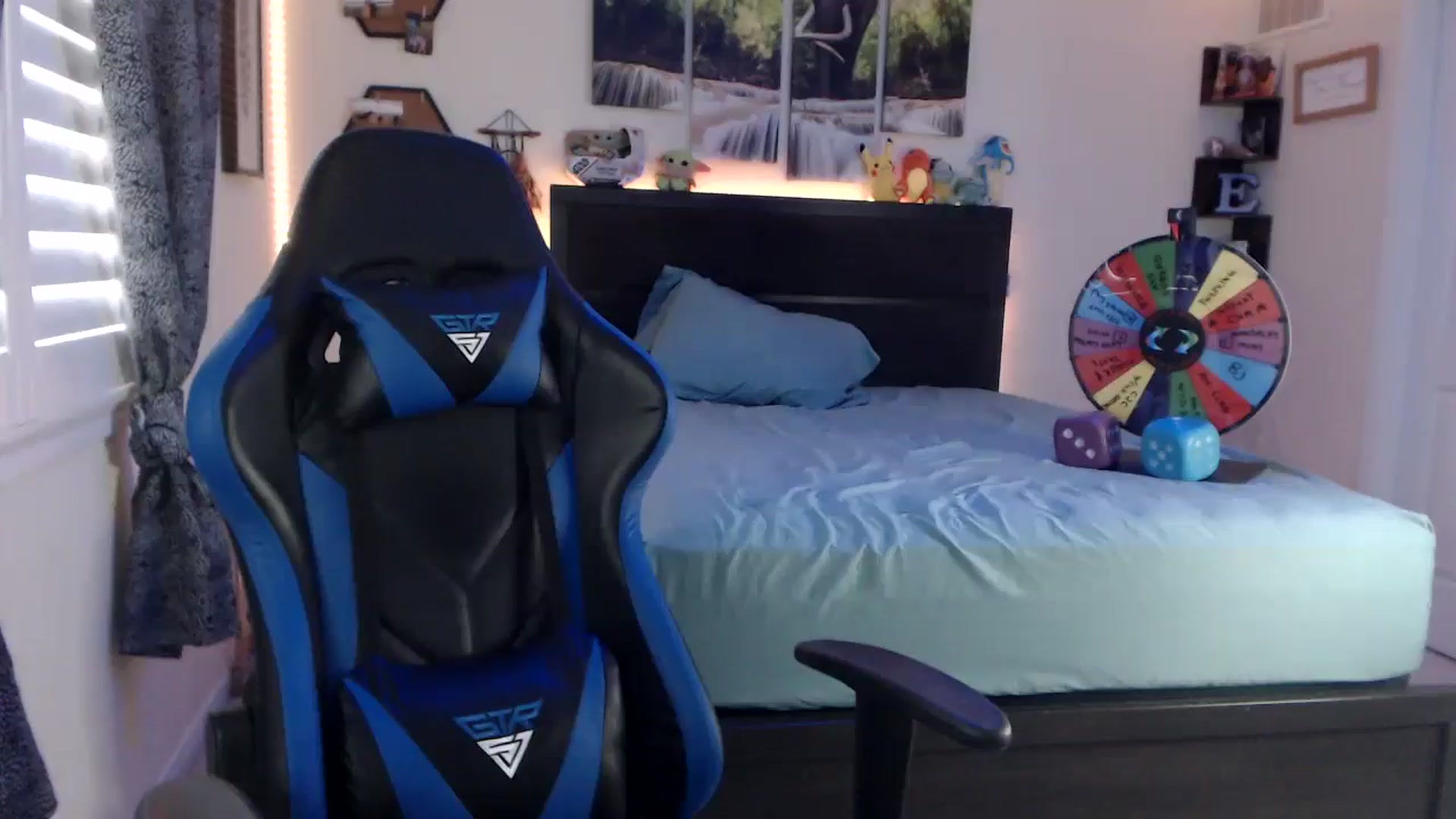 Gallery image thumbnail from BostonBeckyy's myfreecams stream on, 12/15/2025, 20:23 image 13 of 20