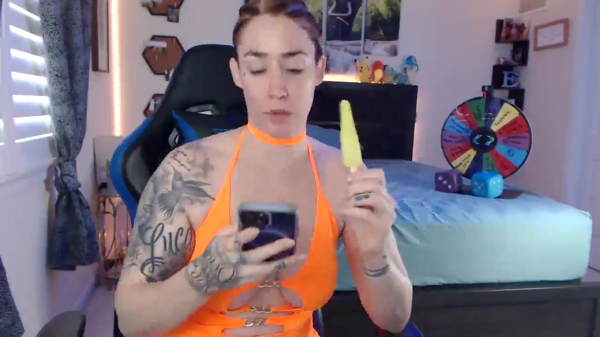 Gallery image thumbnail from BostonBeckyy's myfreecams stream on, 12/15/2025, 20:23 image 15 of 20