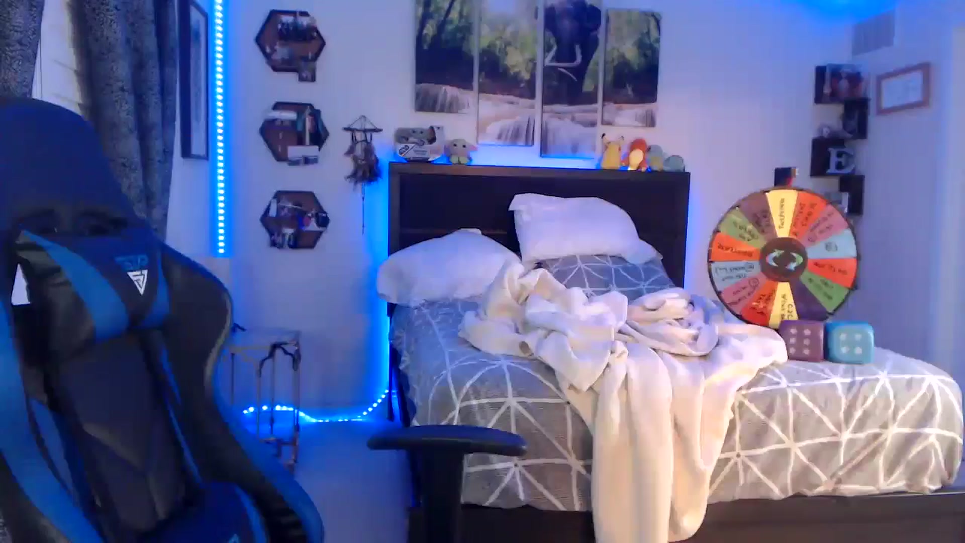 Gallery image thumbnail from BostonBeckyy's myfreecams stream on, 03/04/2026, 02:49 image 7 of 20