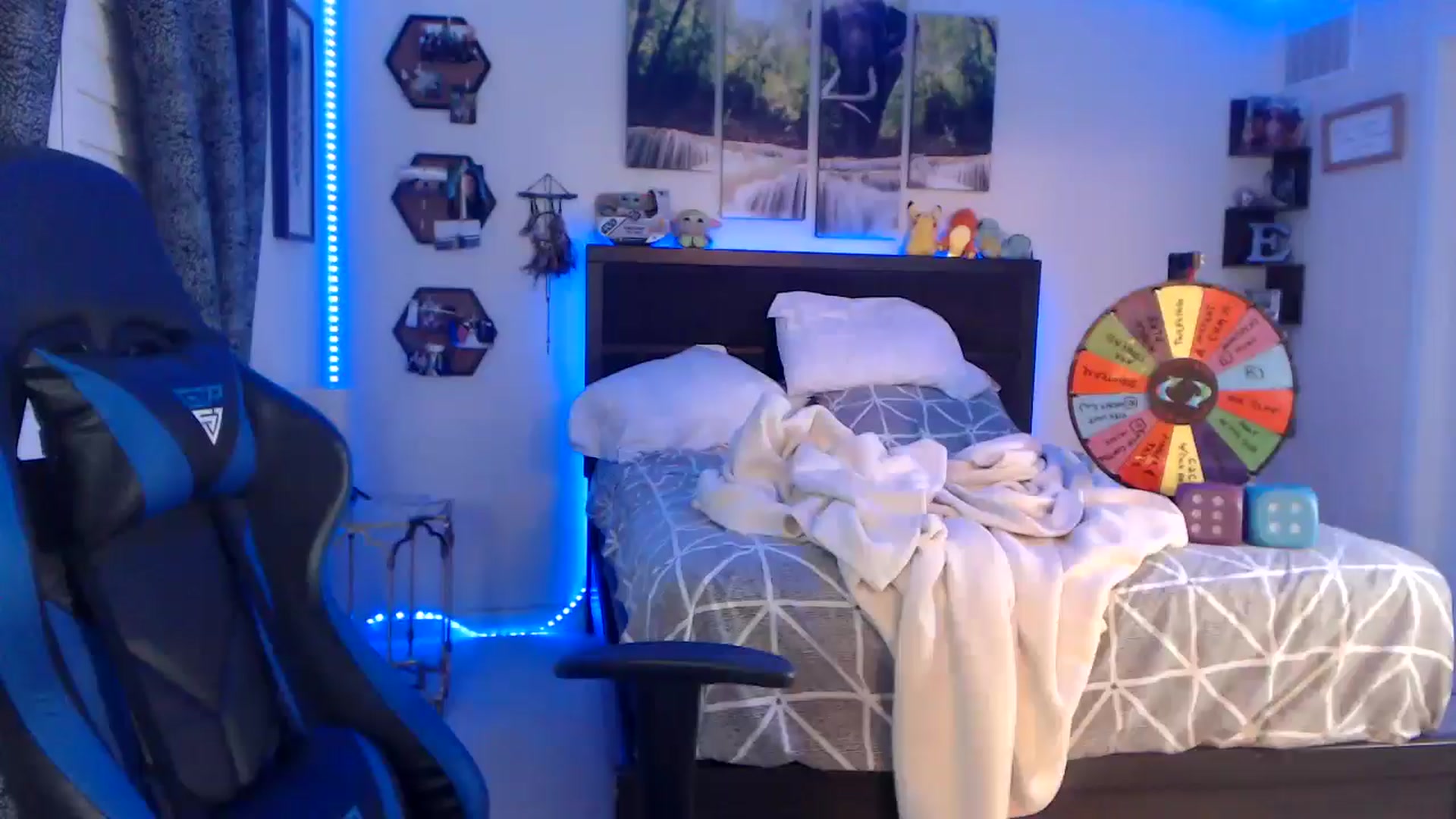 Gallery image thumbnail from BostonBeckyy's myfreecams stream on, 03/04/2026, 02:49 image 6 of 20