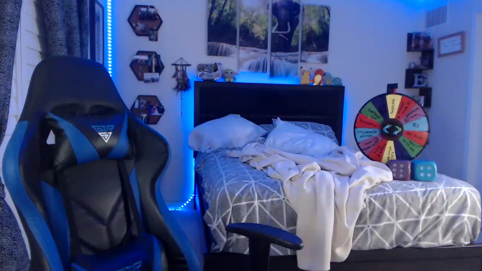 Gallery image thumbnail from BostonBeckyy's myfreecams stream on, 03/04/2026, 02:49 image 2 of 20