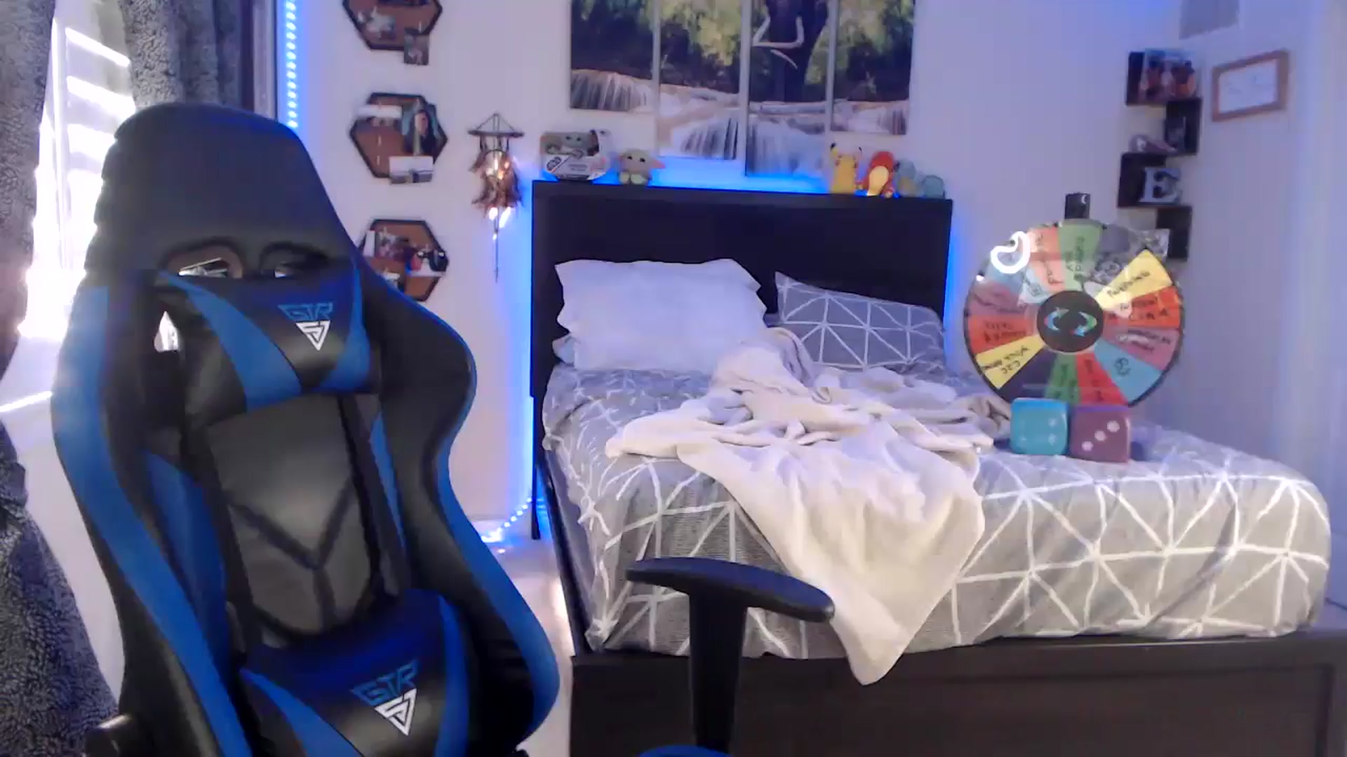 Gallery image thumbnail from BostonBeckyy's myfreecams stream on, 03/04/2026, 20:17 image 6 of 20