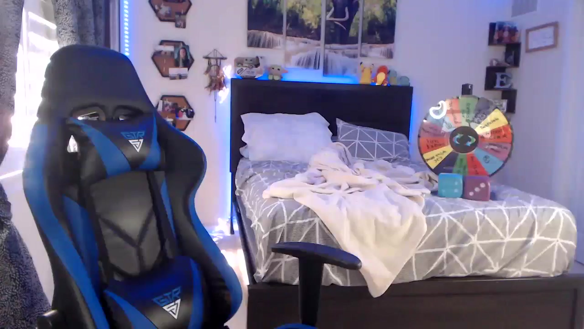 Gallery image thumbnail from BostonBeckyy's myfreecams stream on, 03/04/2026, 20:17 image 7 of 20