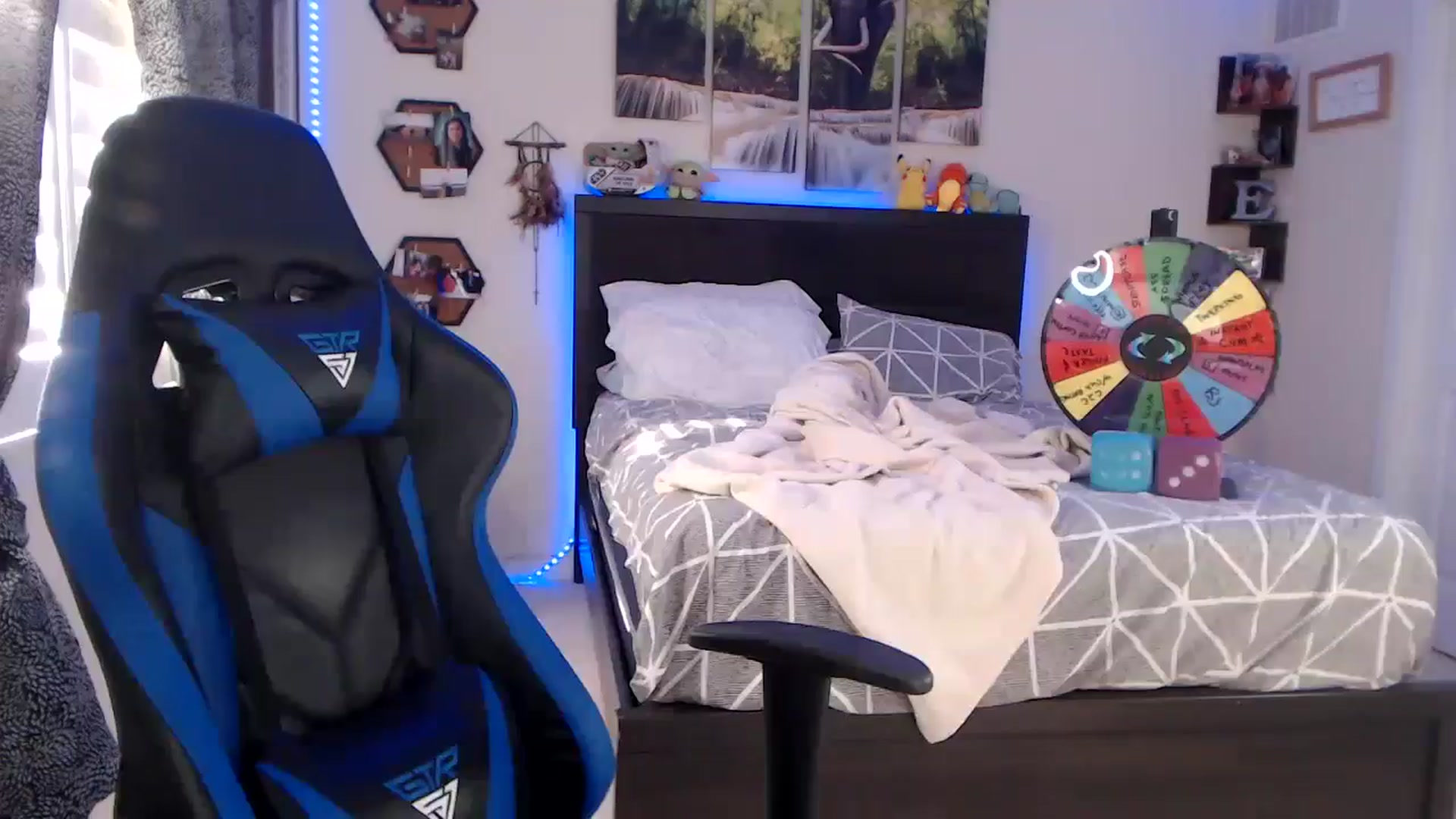 Gallery image thumbnail from BostonBeckyy's myfreecams stream on, 03/04/2026, 20:17 image 19 of 20