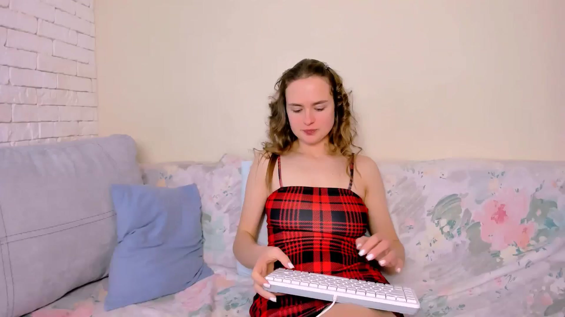 Gallery image thumbnail from BountyMarie's myfreecams stream on, 02/18/2026, 11:03 image 1 of 20