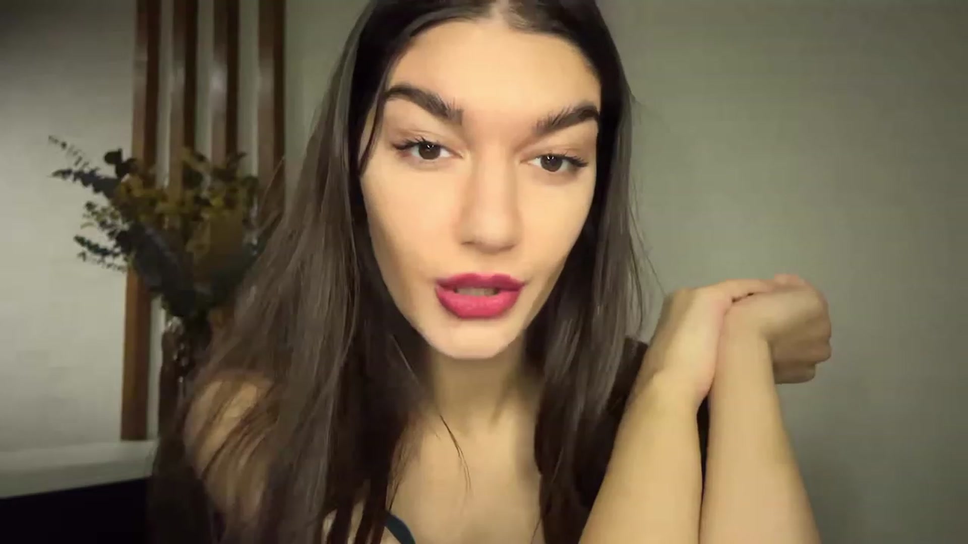 Gallery image thumbnail from BowtoRina's myfreecams stream on, 11/02/2023, 12:47 image 17 of 20