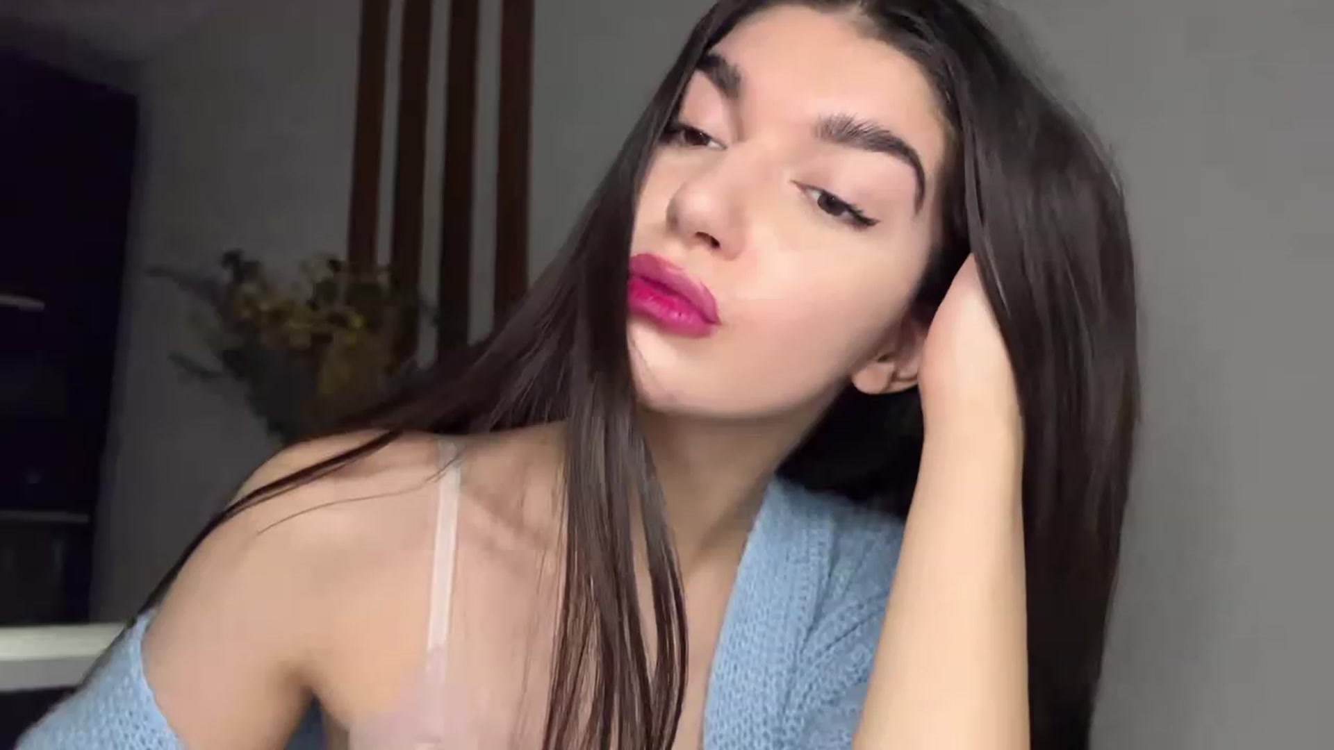 Gallery image thumbnail from BowtoRina's myfreecams stream on, 11/08/2023, 13:50 image 9 of 20